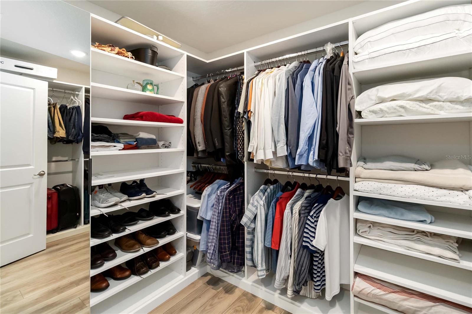 Image 31 of 48 For 3663 Arbordale Loop