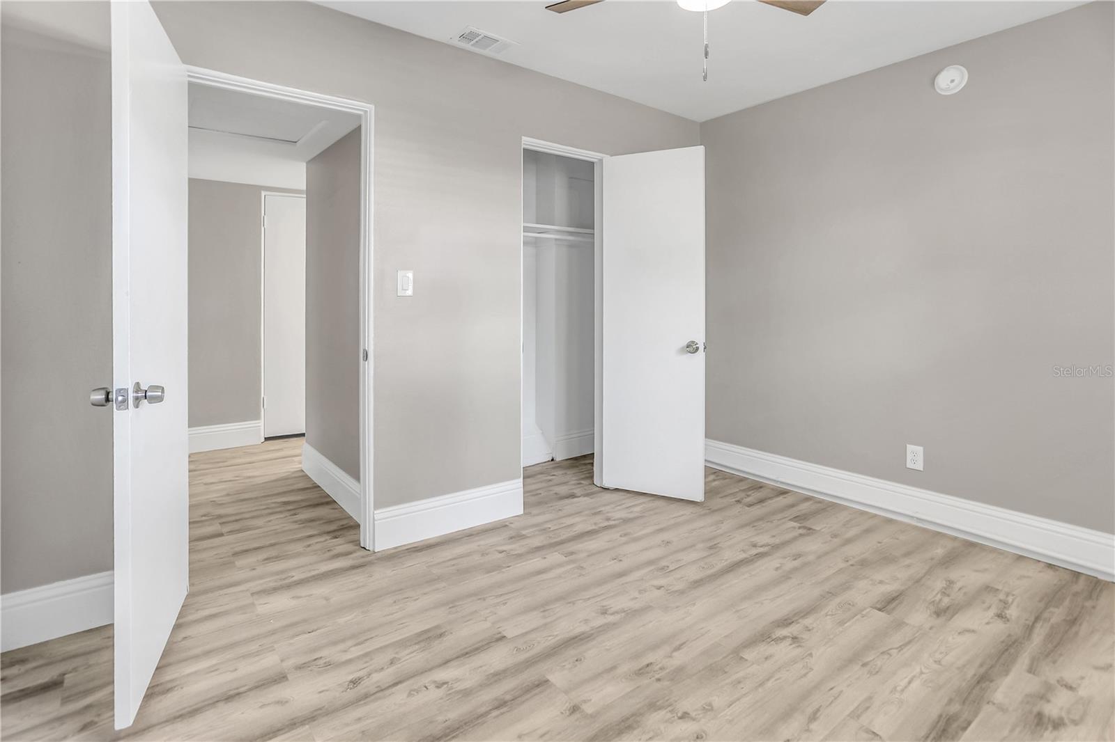 Image 21 of 26 For 2906 Pershing Avenue