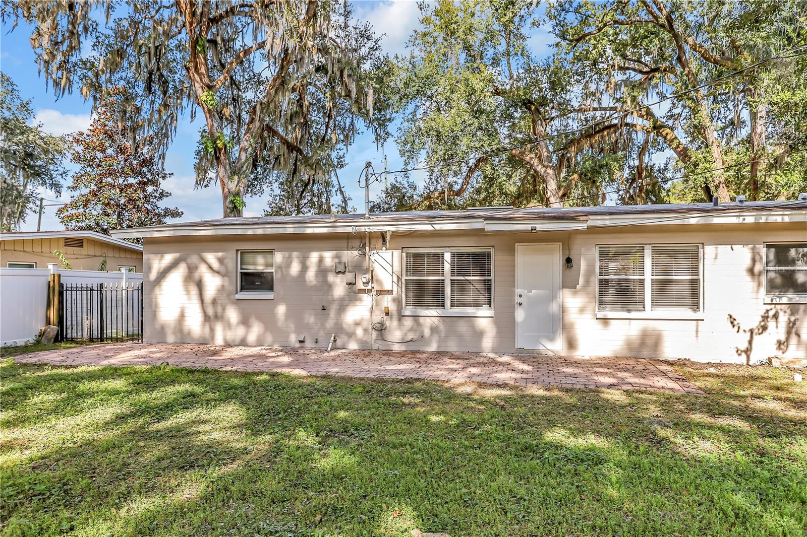 Image 24 of 26 For 2906 Pershing Avenue