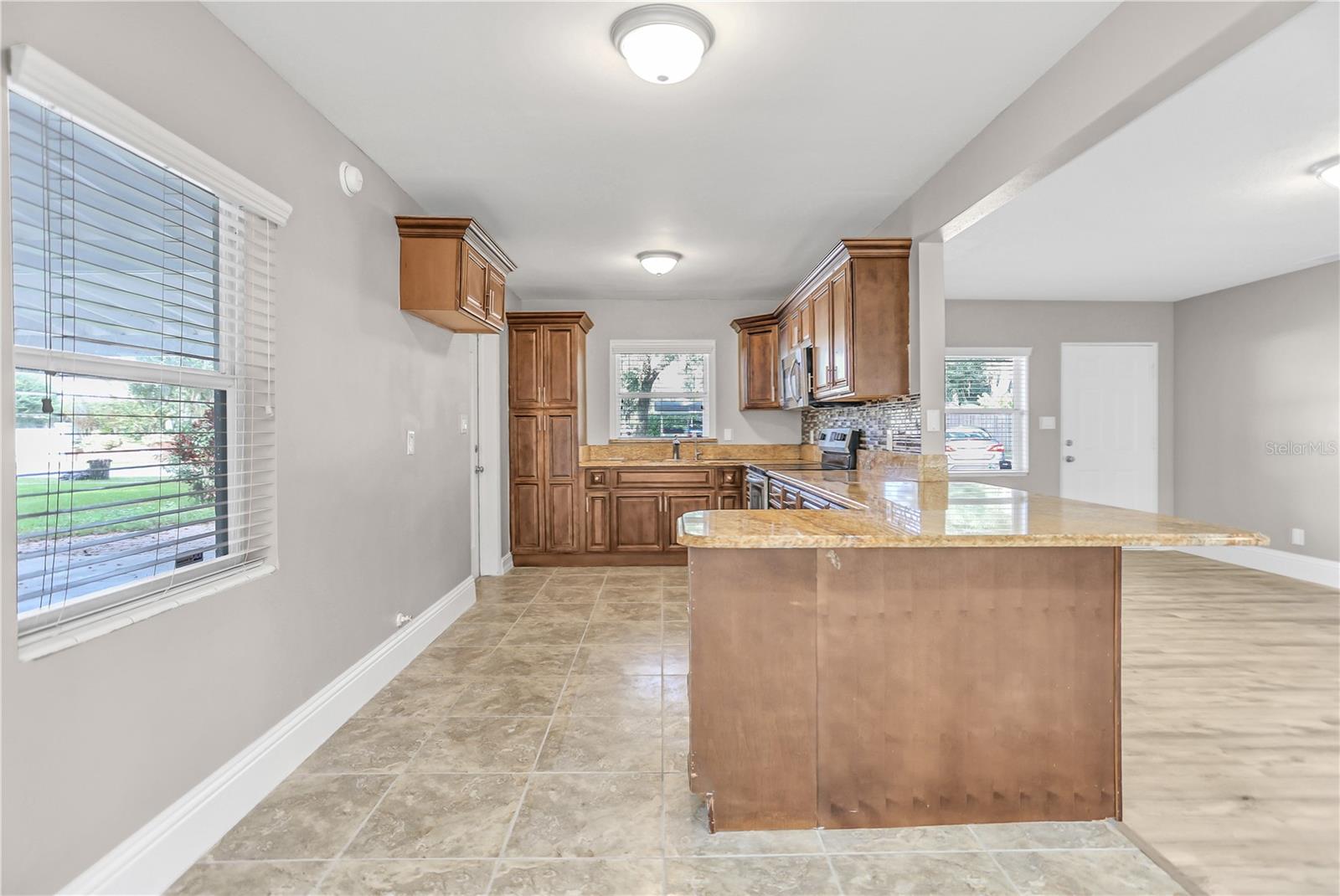 Image 8 of 26 For 2906 Pershing Avenue