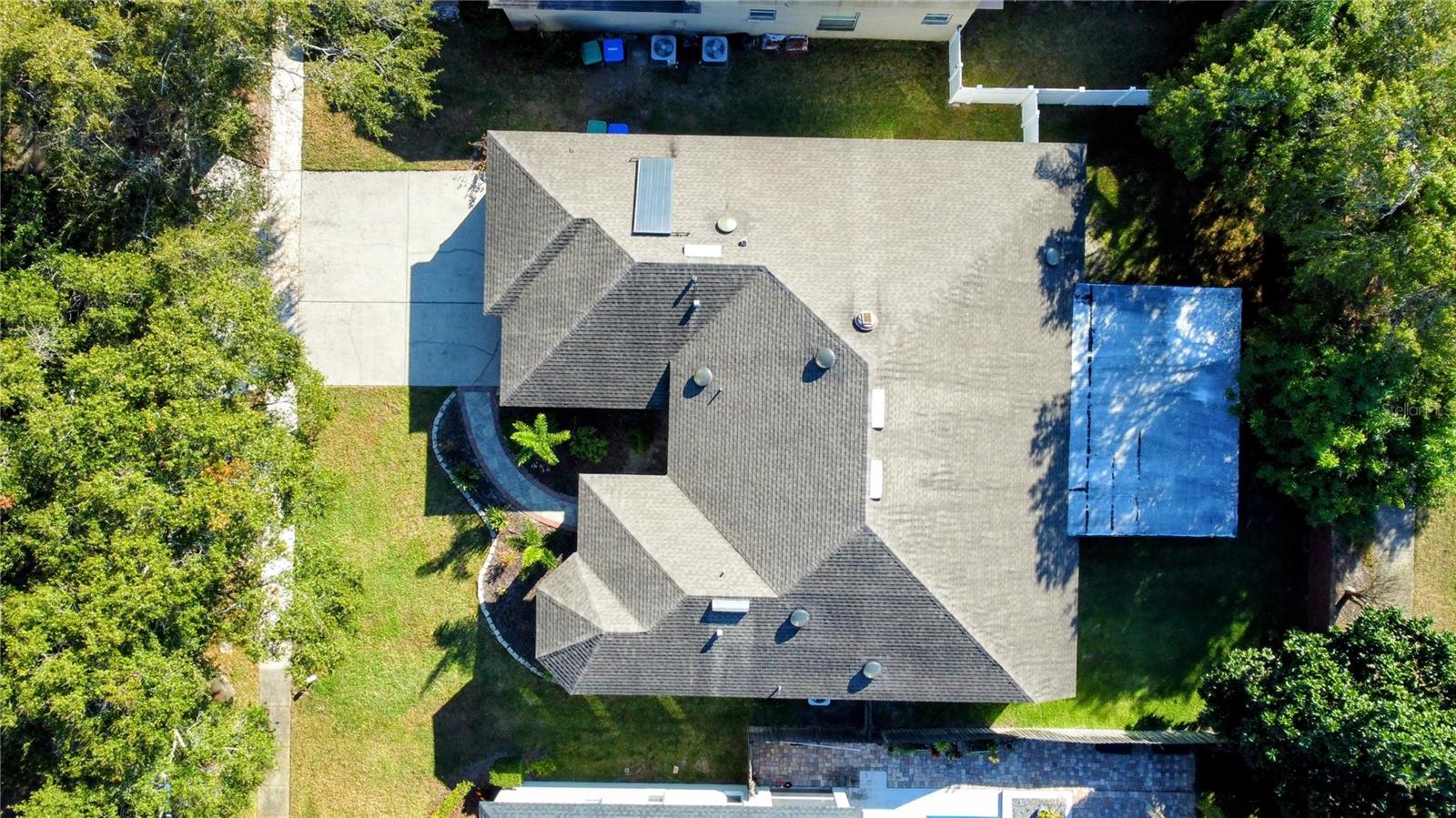 Image 5 of 31 For 10122 Newington Drive