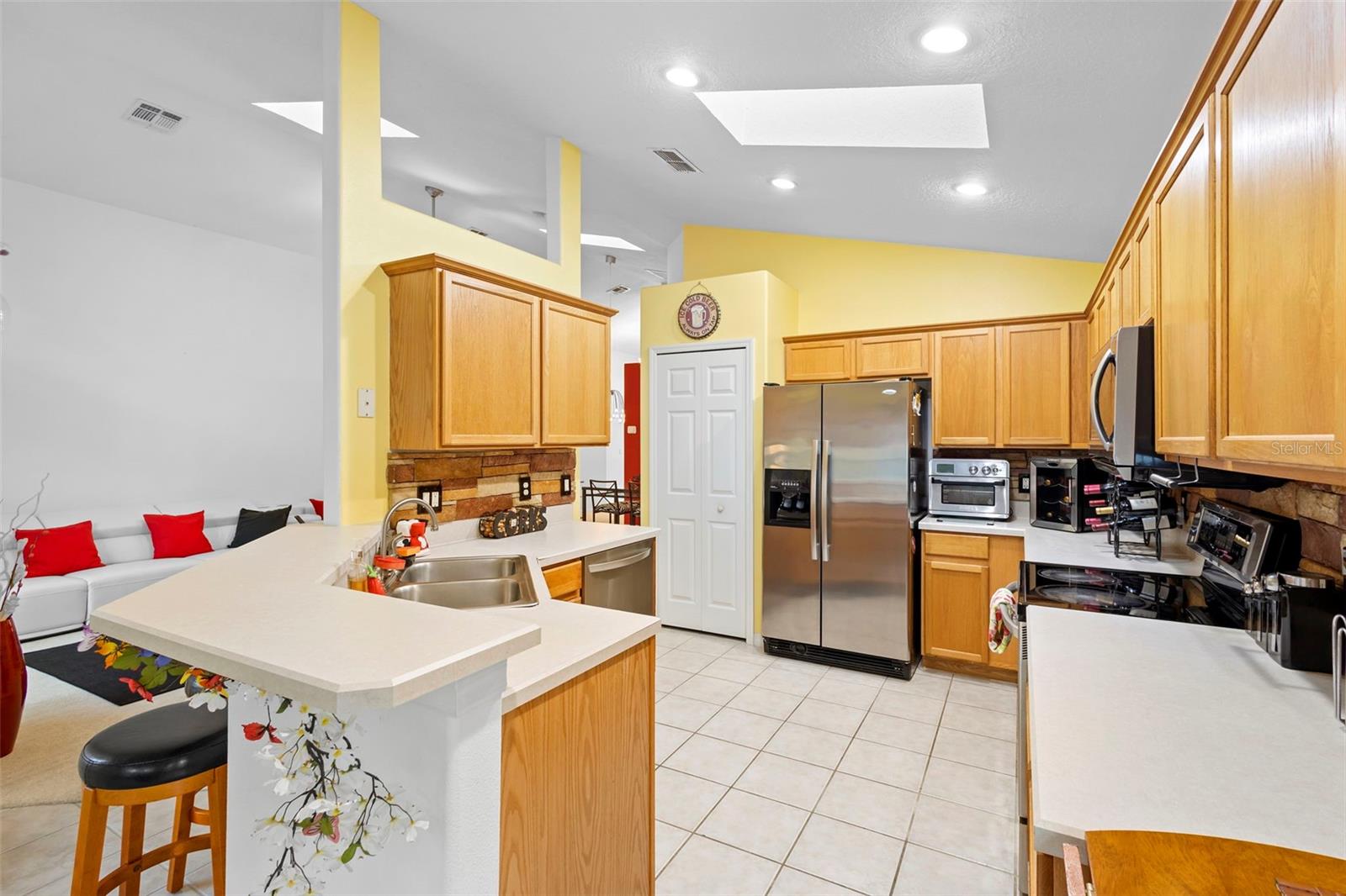 Image 17 of 56 For 2633 Autumn Creek Circle