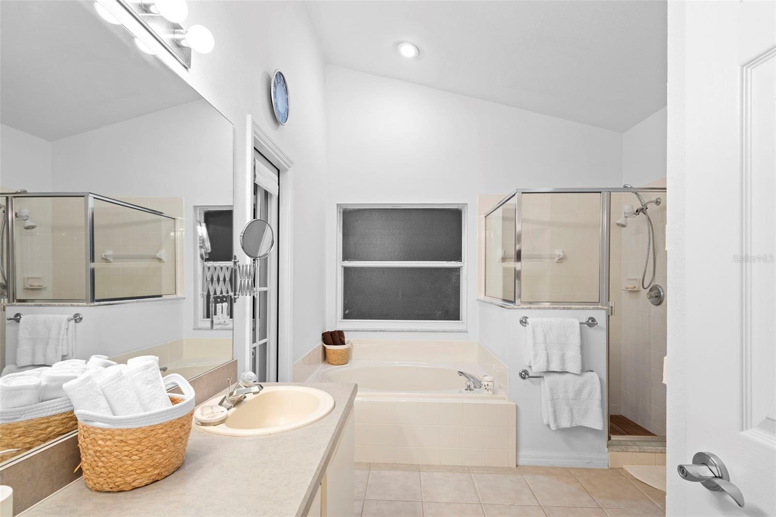 Image 24 of 56 For 2633 Autumn Creek Circle