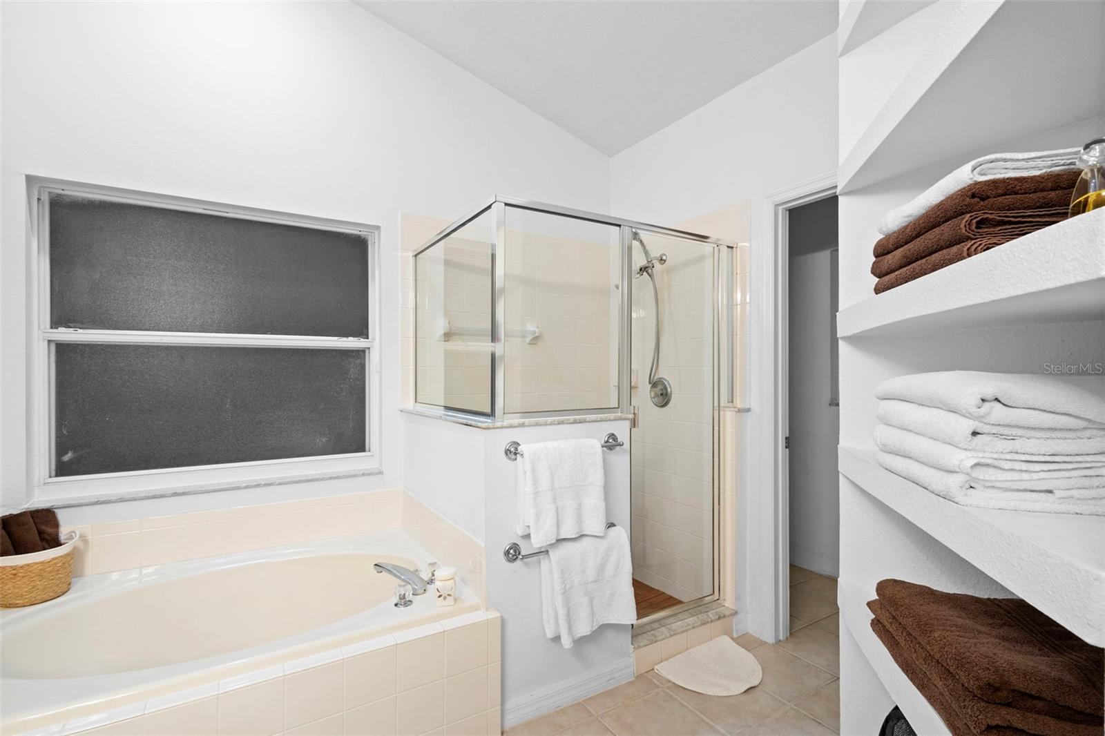 Image 25 of 56 For 2633 Autumn Creek Circle