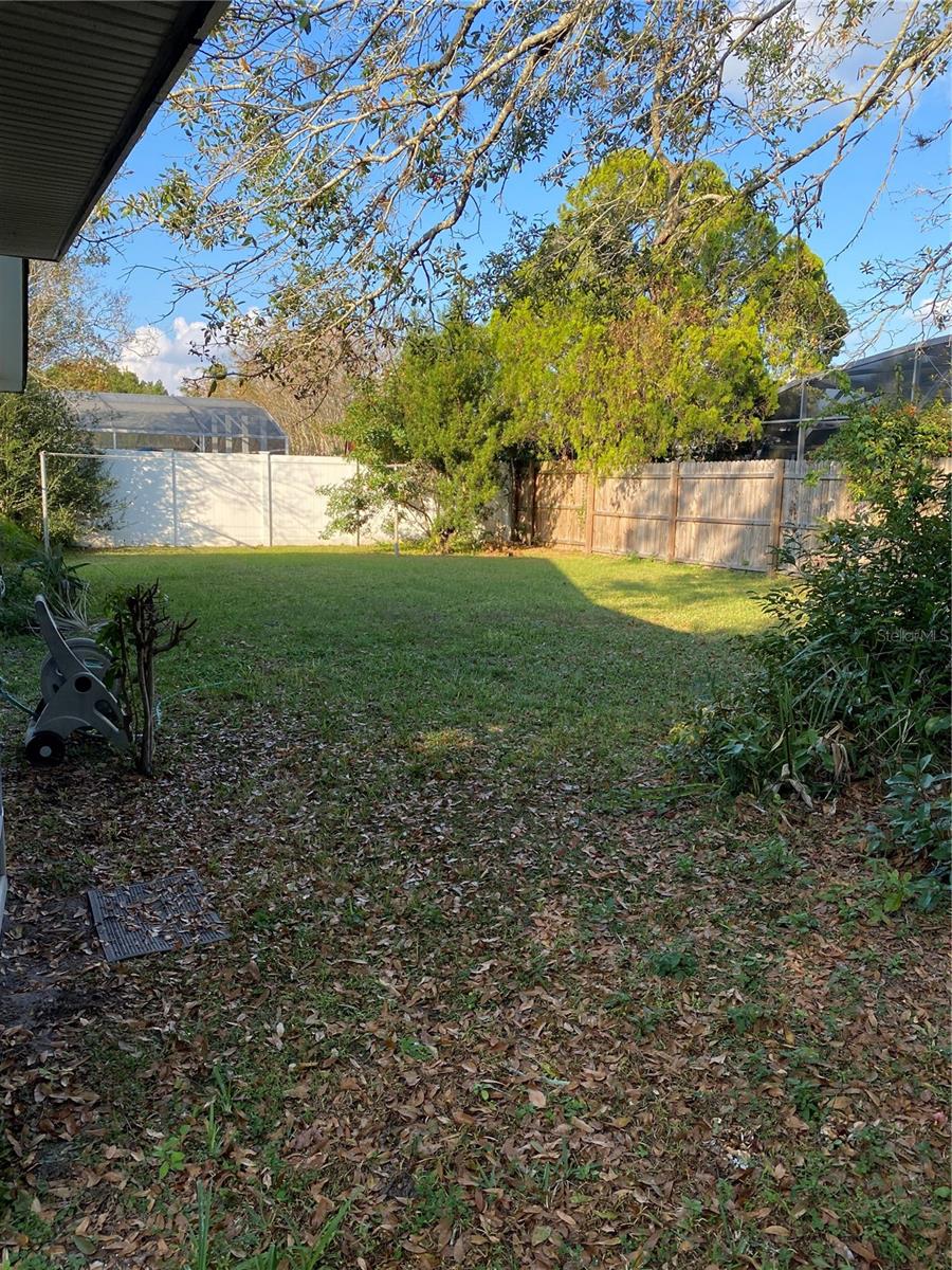 Image 26 of 31 For 5047 Ferncrest Drive