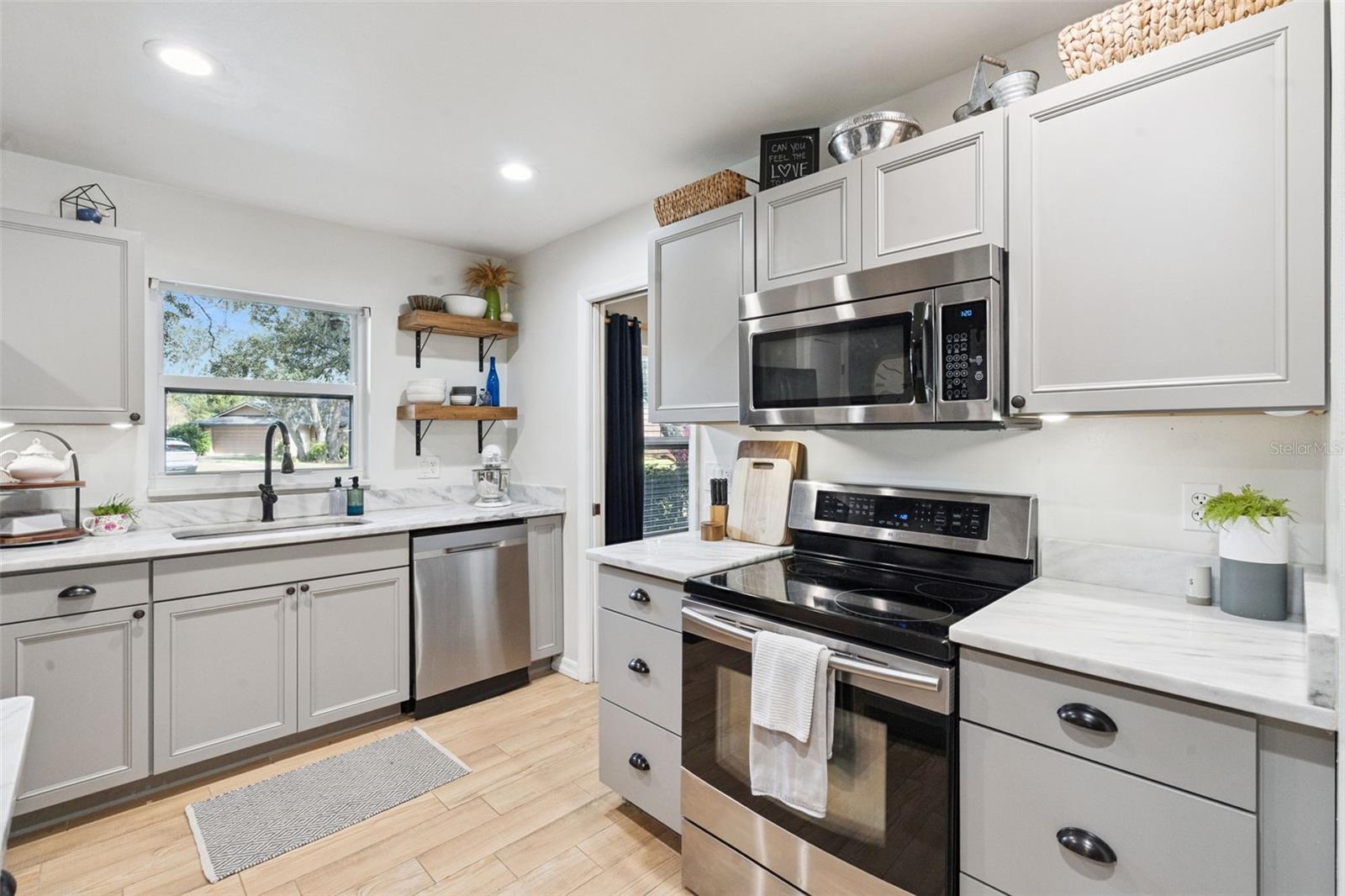 Image 16 of 58 For 625 Heather Brite Circle