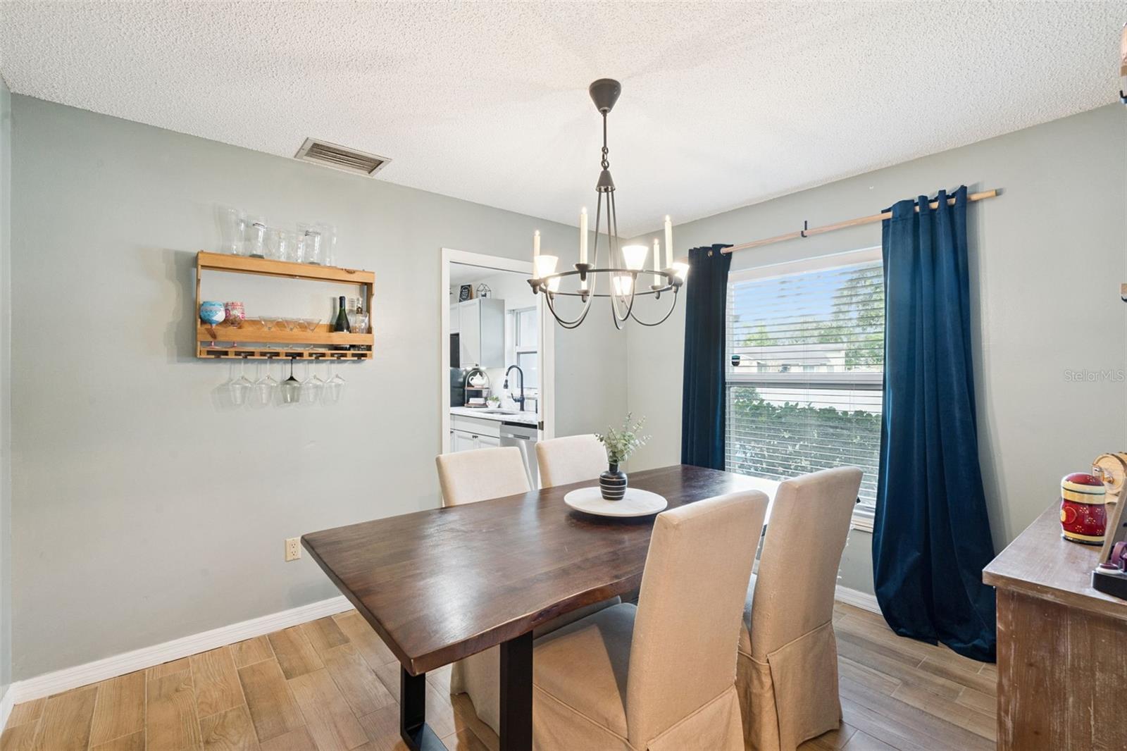 Image 22 of 58 For 625 Heather Brite Circle