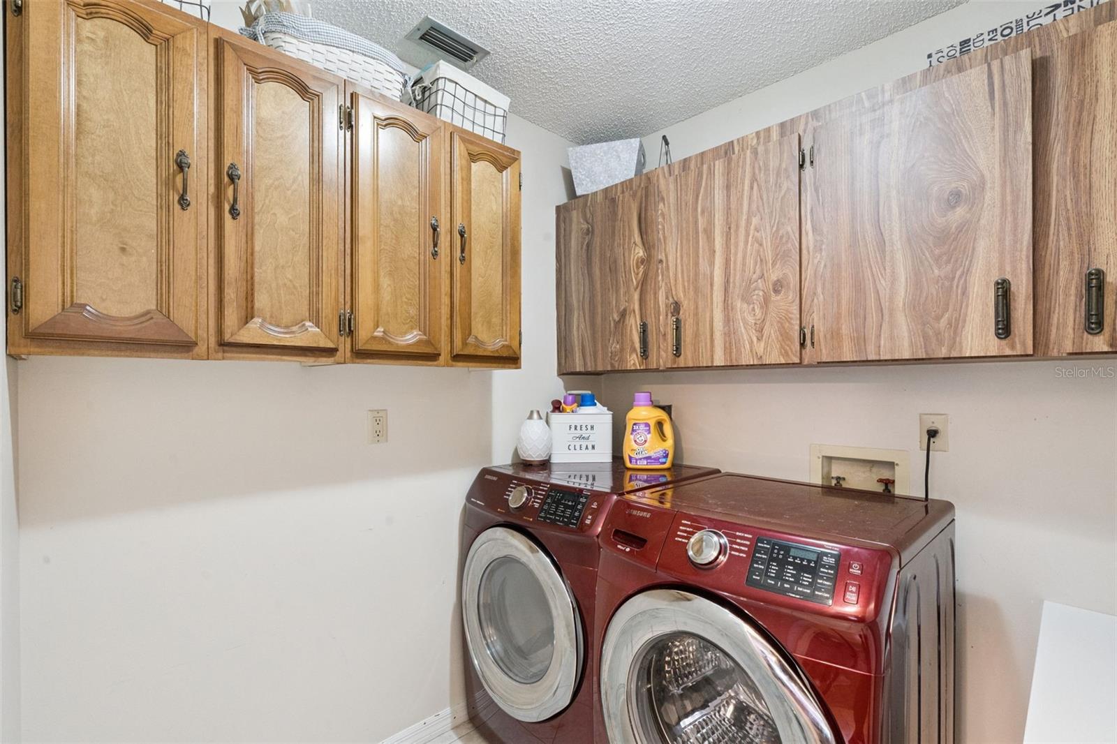 Image 33 of 58 For 625 Heather Brite Circle