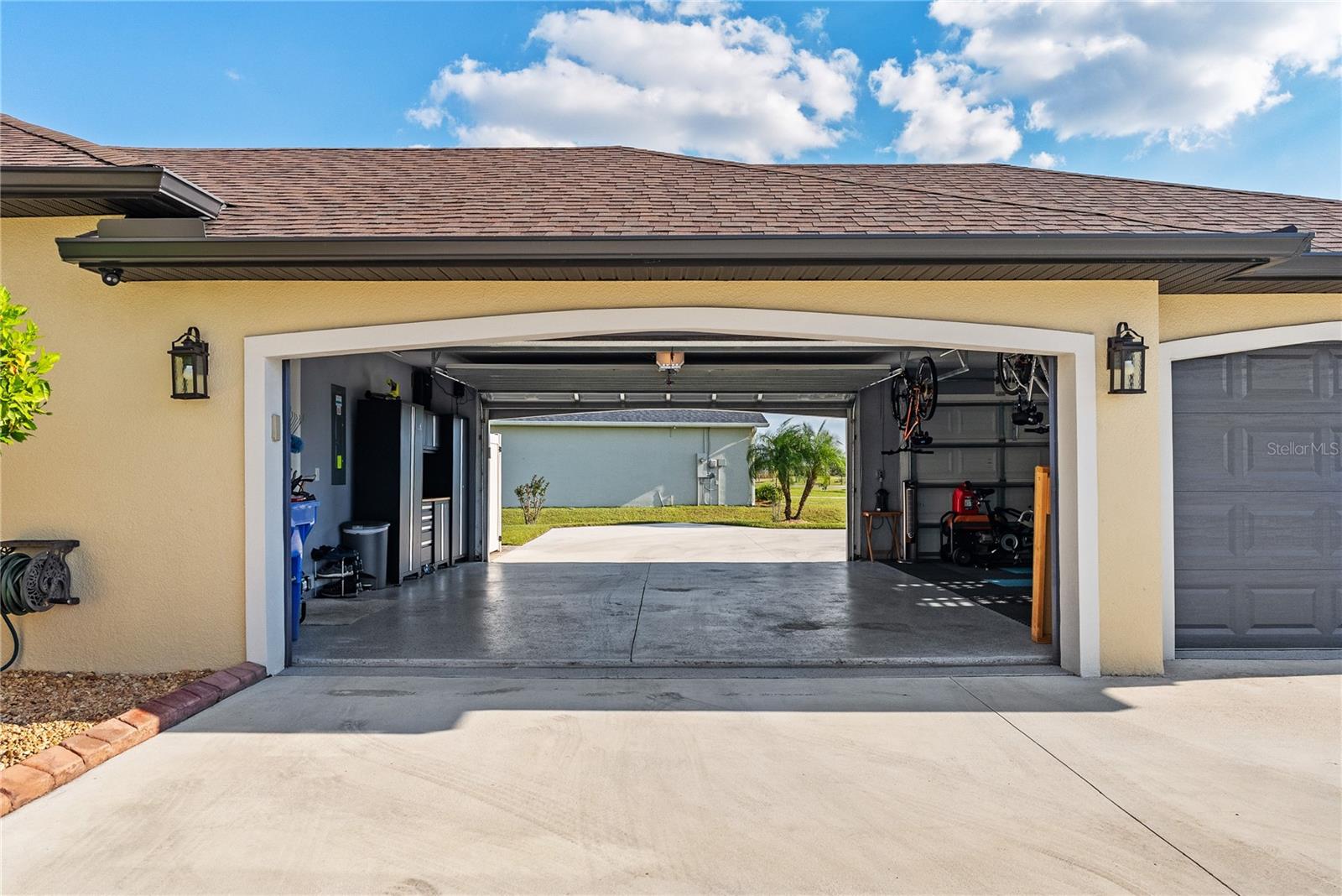 Image 46 of 64 For 5219 Lake Venice Drive