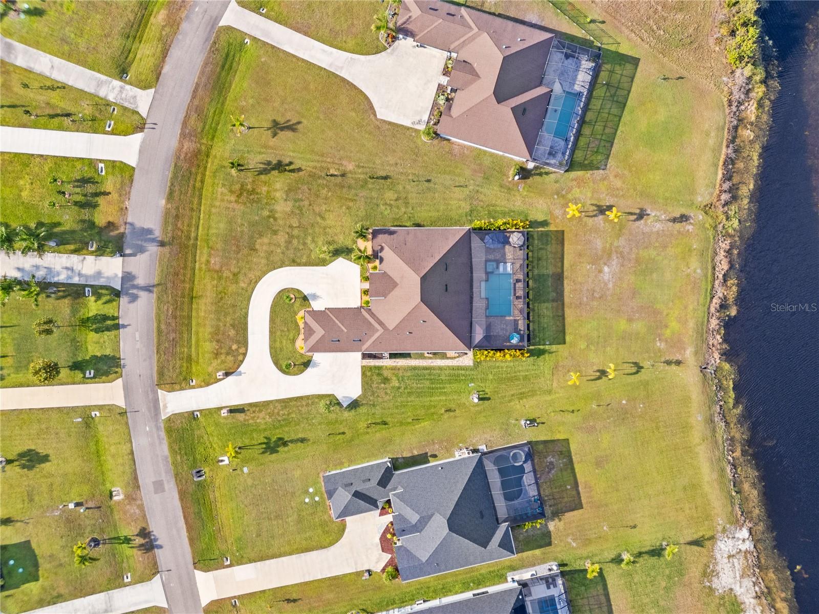 Image 54 of 64 For 5219 Lake Venice Drive