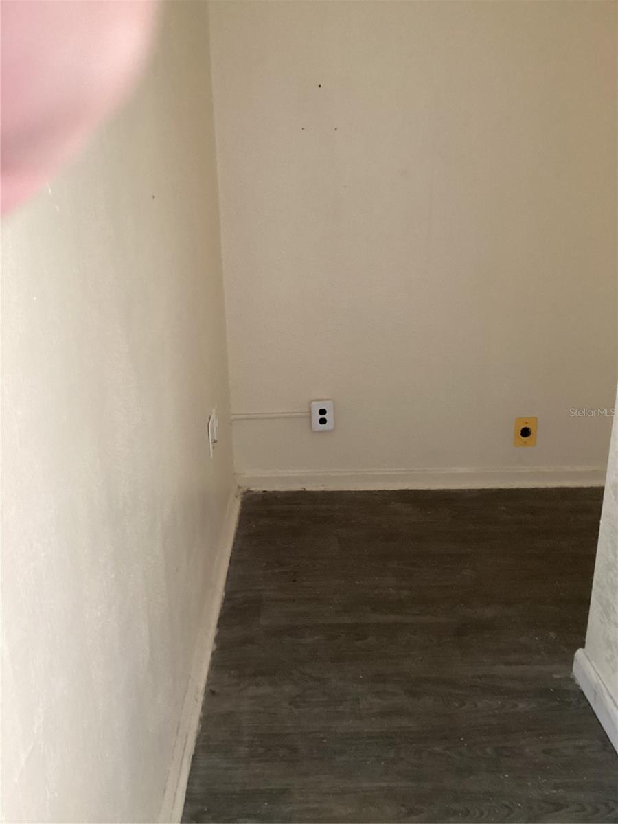 Image 9 of 13 For 202 A Colonial Drive