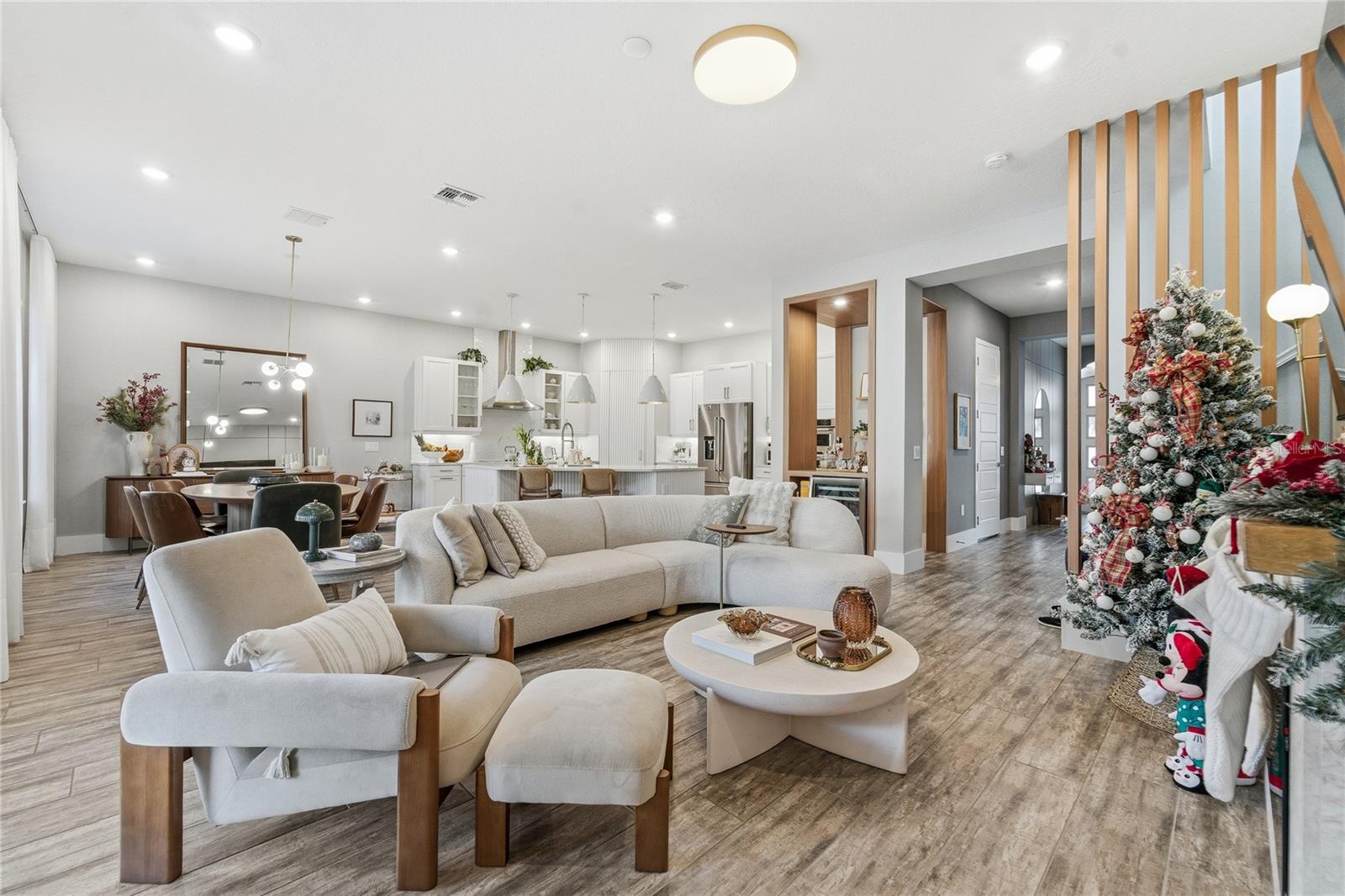 Image 16 of 70 For 14963 Guava Bay Drive