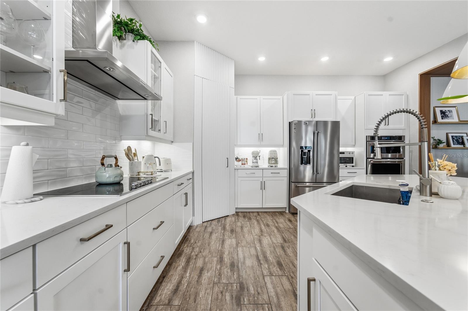 Image 18 of 70 For 14963 Guava Bay Drive