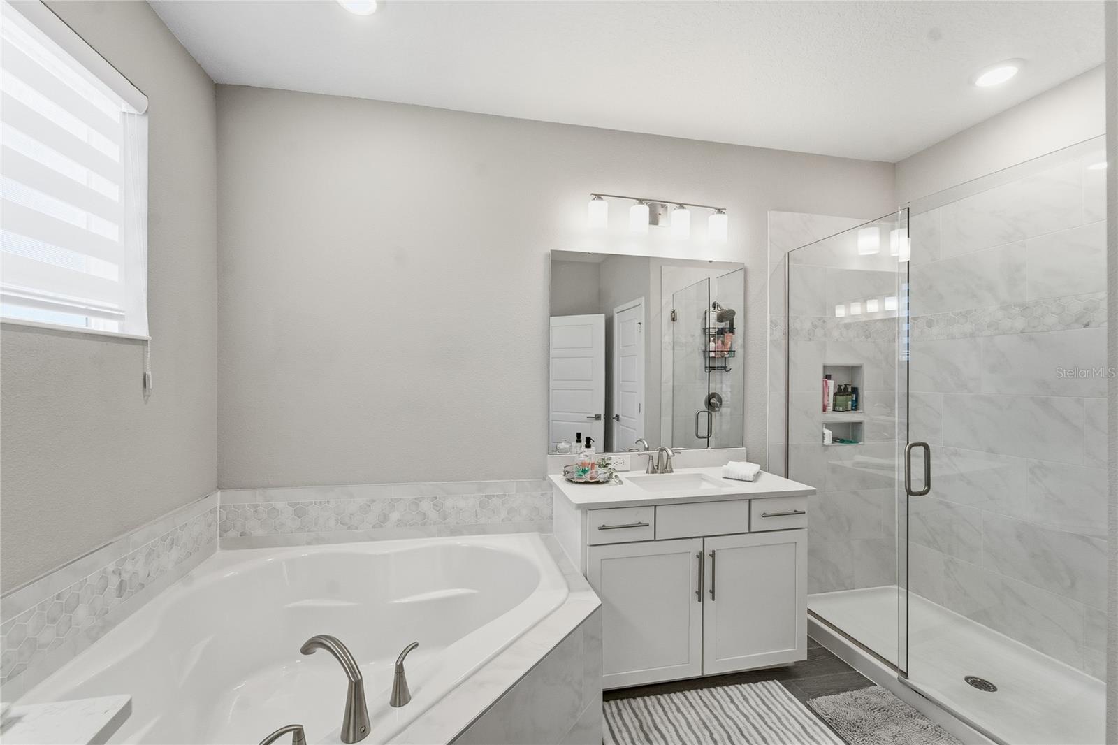 Image 35 of 70 For 14963 Guava Bay Drive