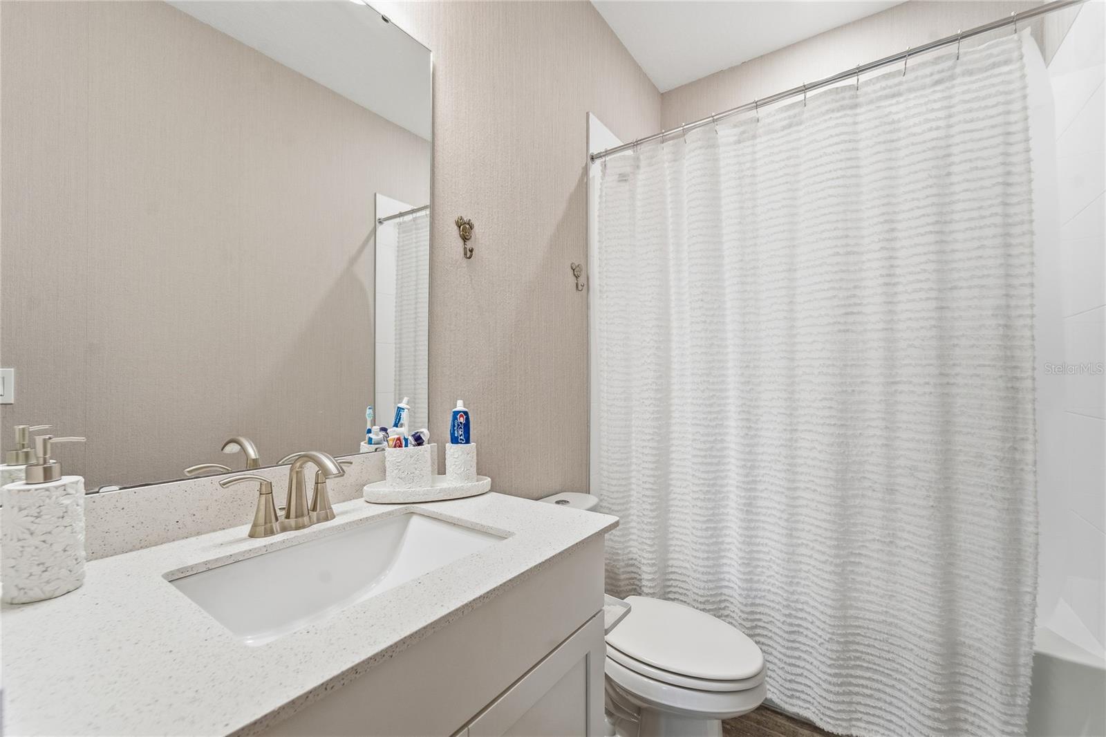 Image 40 of 70 For 14963 Guava Bay Drive