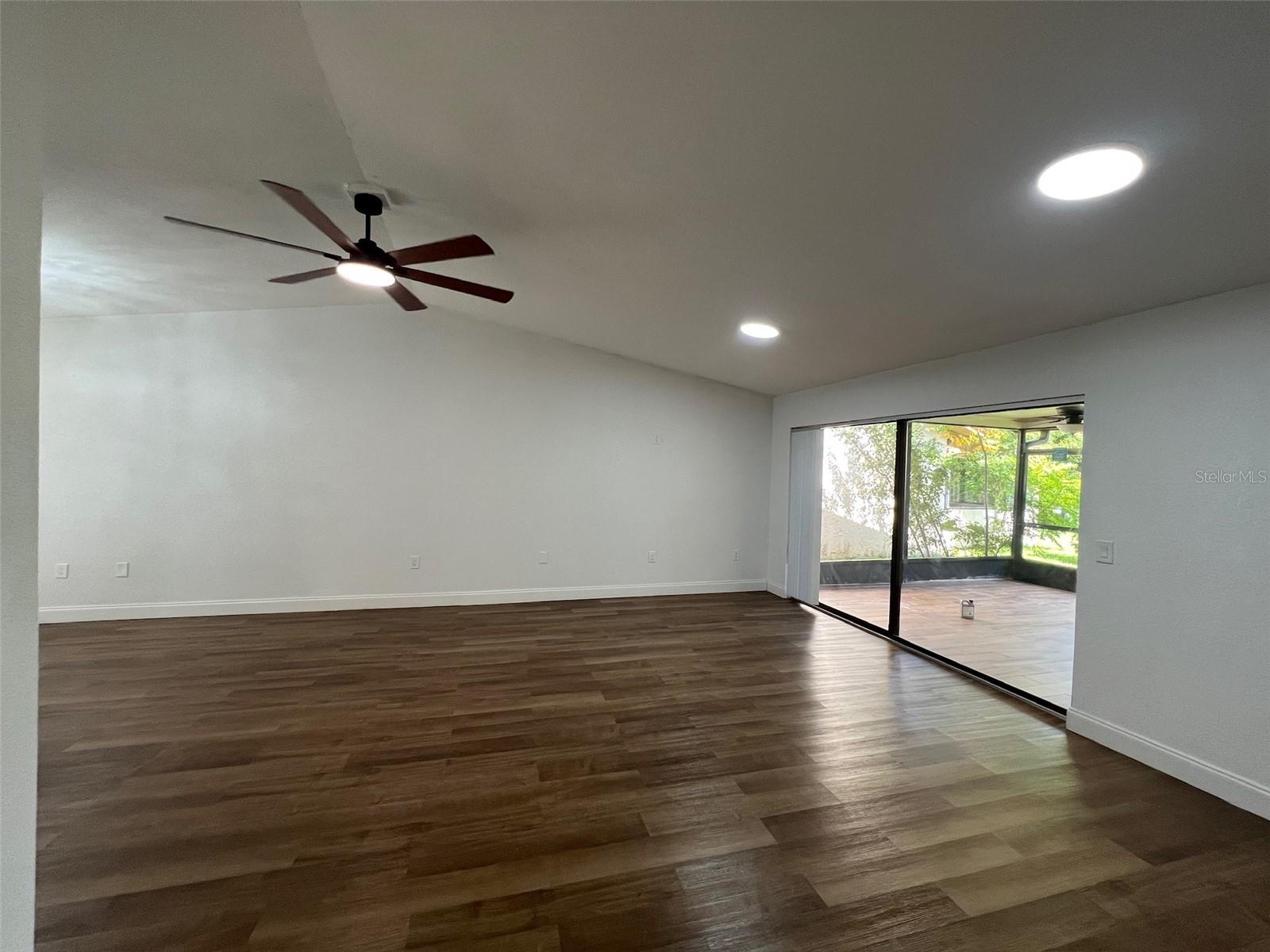 Image 27 of 53 For 4118 Fishermans Landing