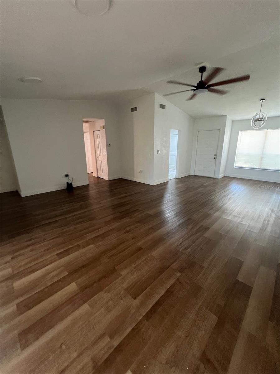 Image 40 of 53 For 4118 Fishermans Landing