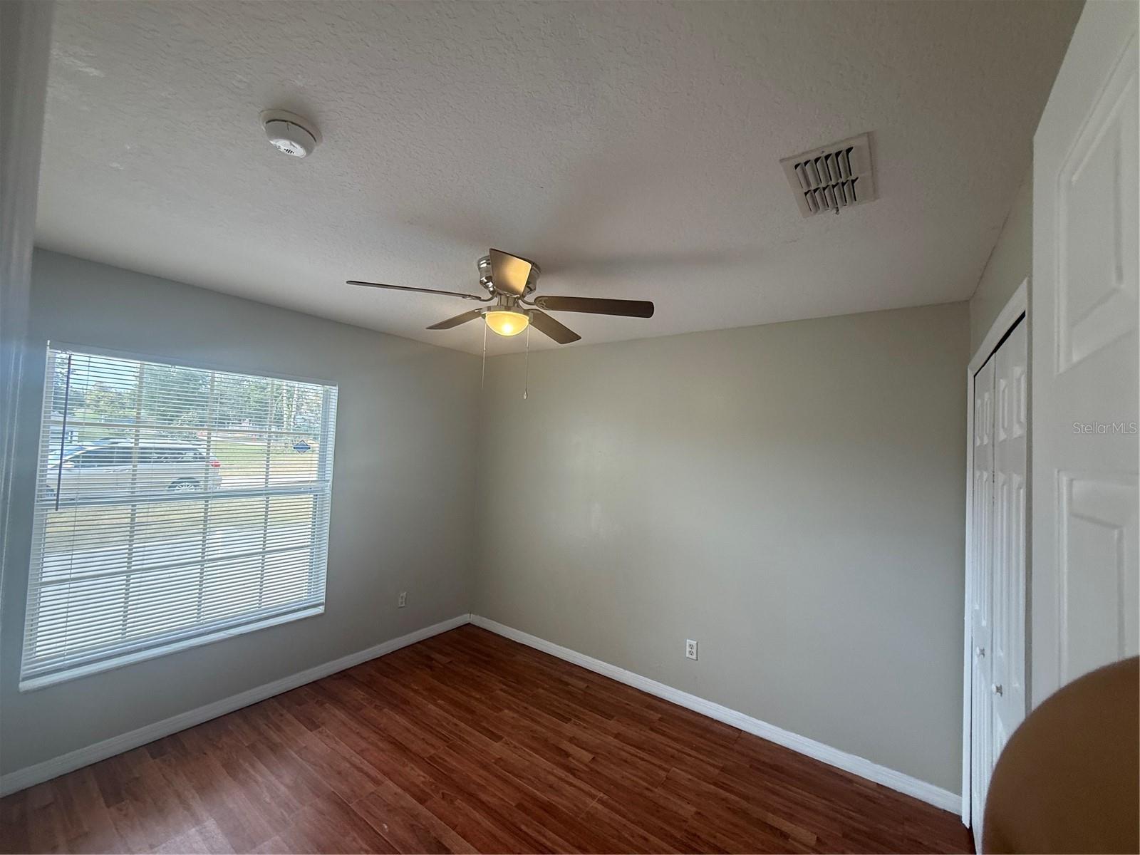 Image 12 of 14 For 711 Walnut Avenue