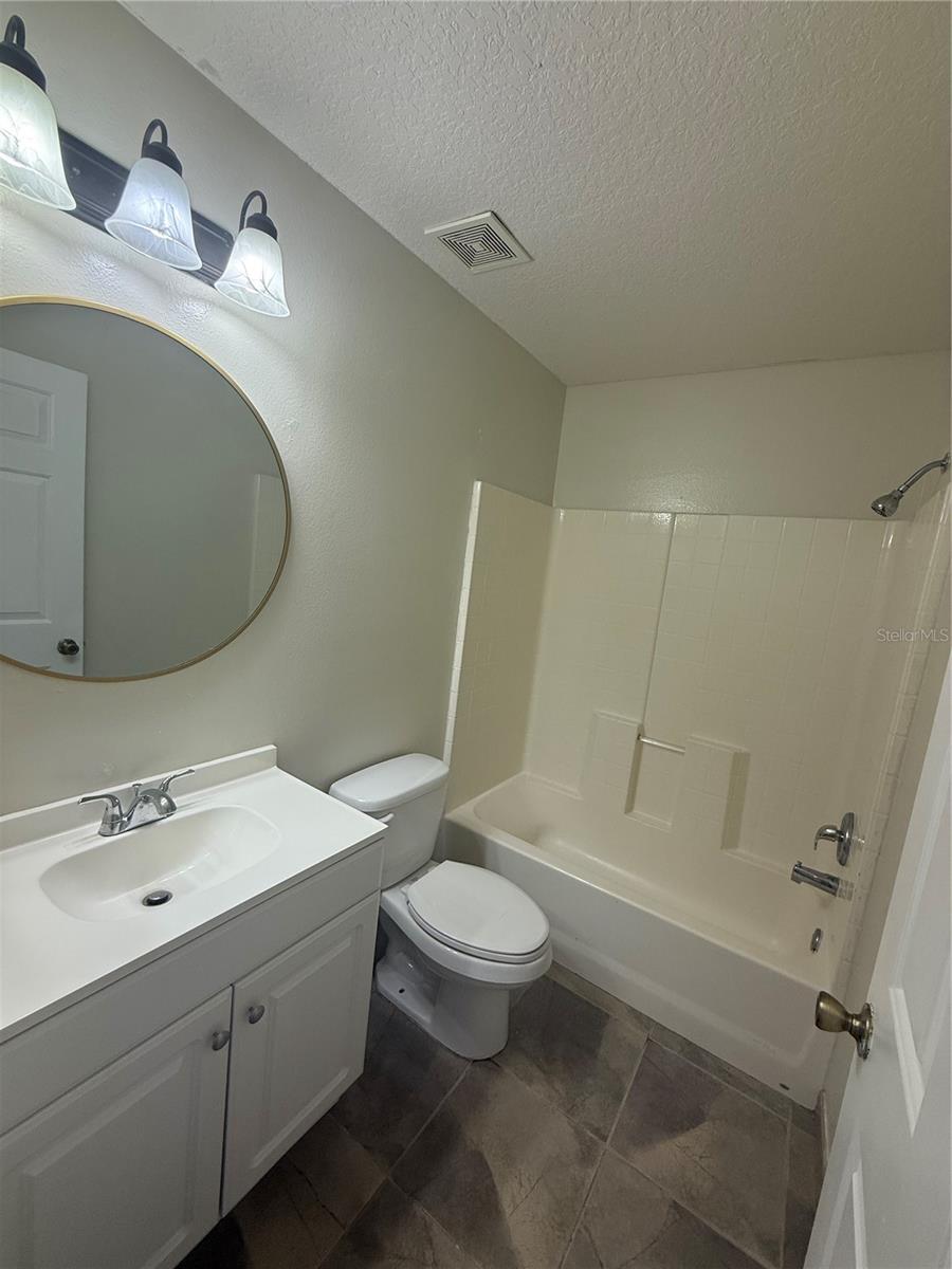 Image 14 of 14 For 711 Walnut Avenue