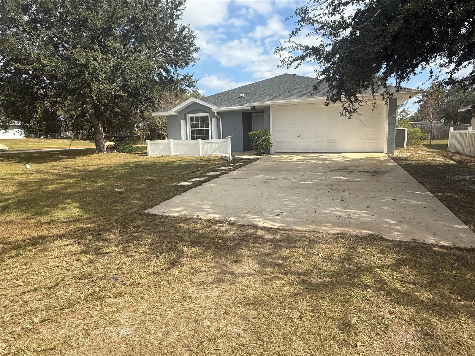 Image 2 of 14 For 711 Walnut Avenue