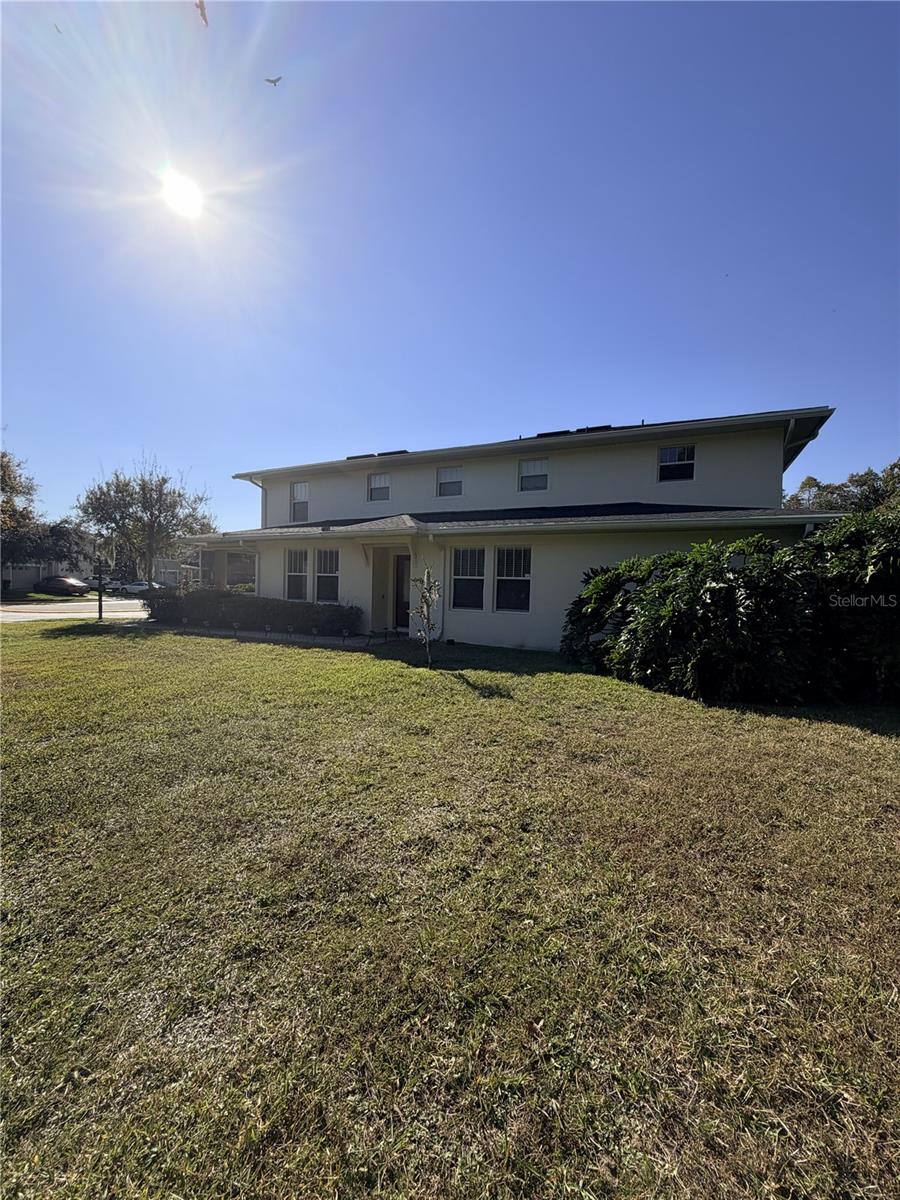 Image 5 of 36 For 9846 Tivoli Villa Drive