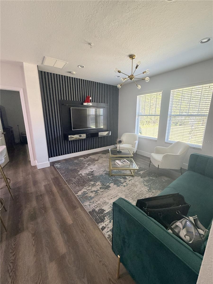 Image 8 of 36 For 9846 Tivoli Villa Drive