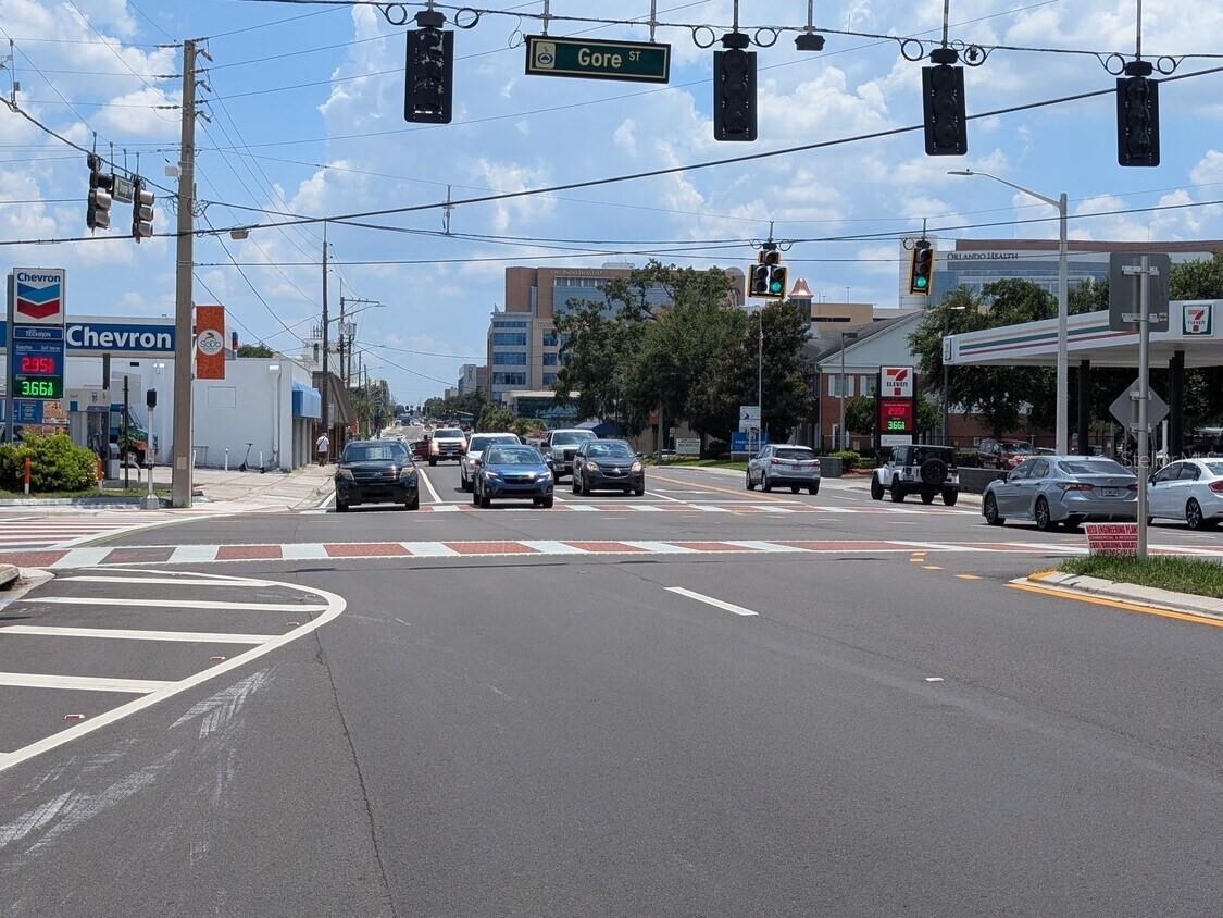 Image 5 of 12 For 915 Orange Avenue