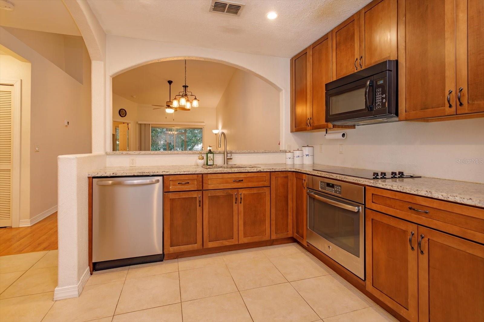 Image 10 of 58 For 645 Laurel Oak Lane 113