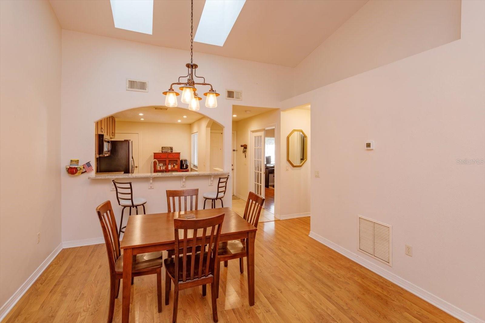 Image 13 of 58 For 645 Laurel Oak Lane 113