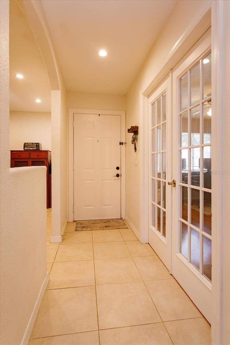 Image 7 of 58 For 645 Laurel Oak Lane 113