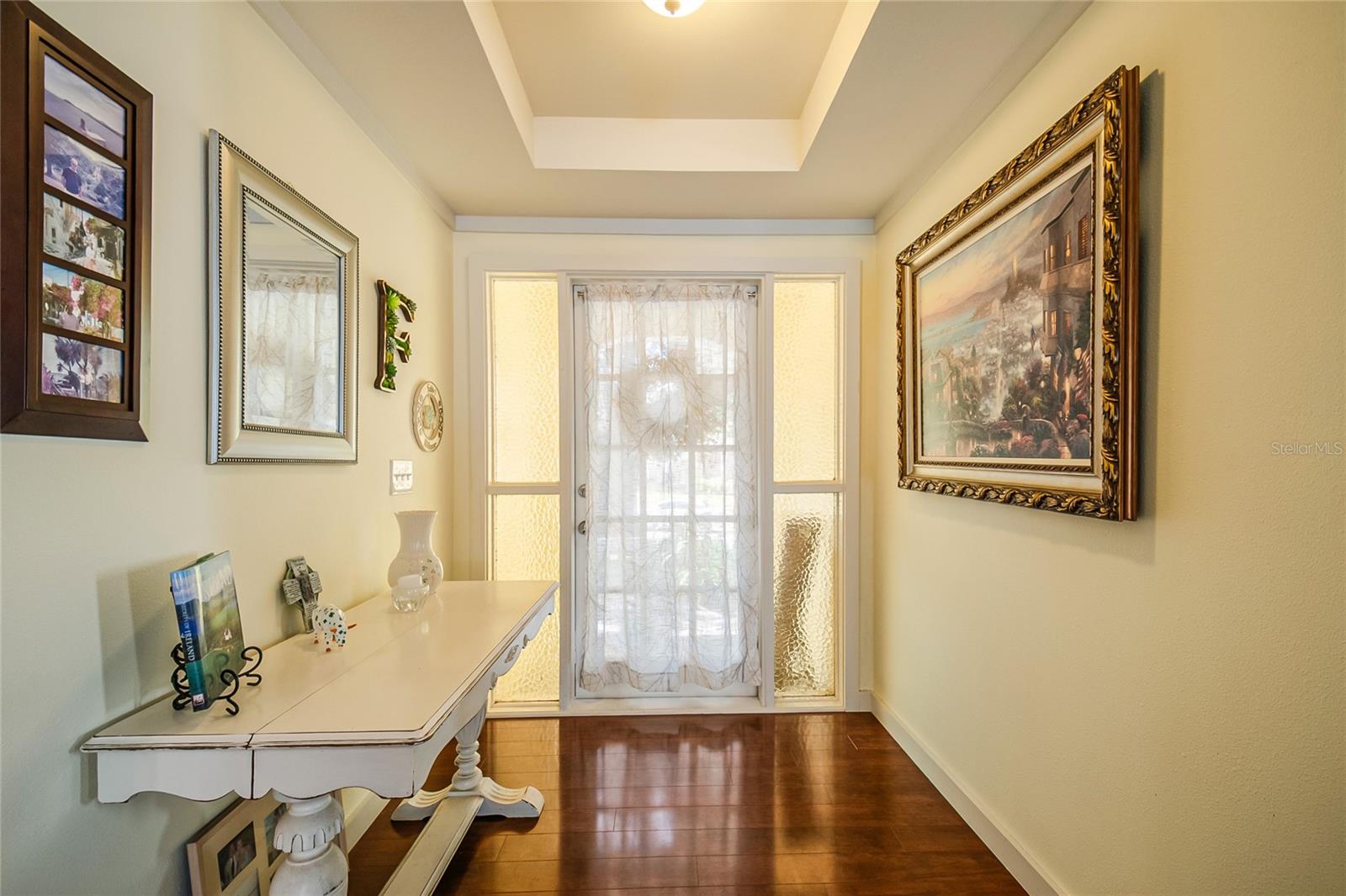 Image 3 of 54 For 617 Riverview Avenue