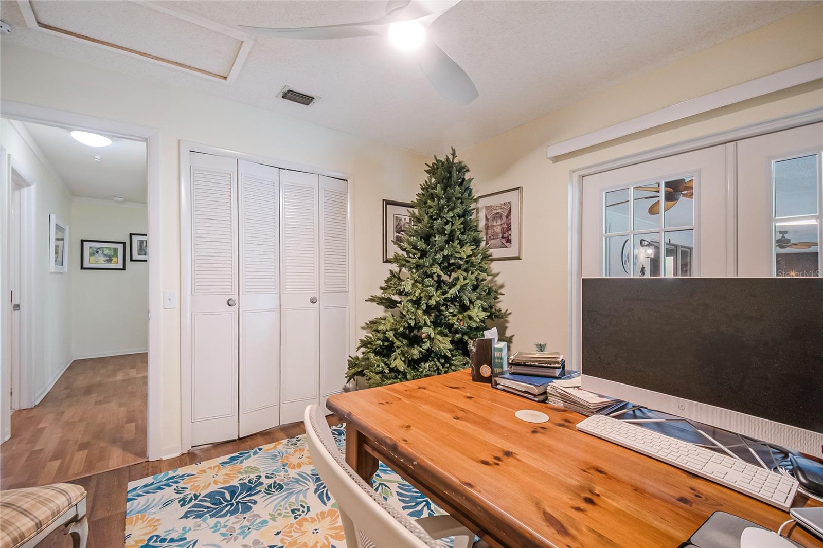 Image 33 of 54 For 617 Riverview Avenue