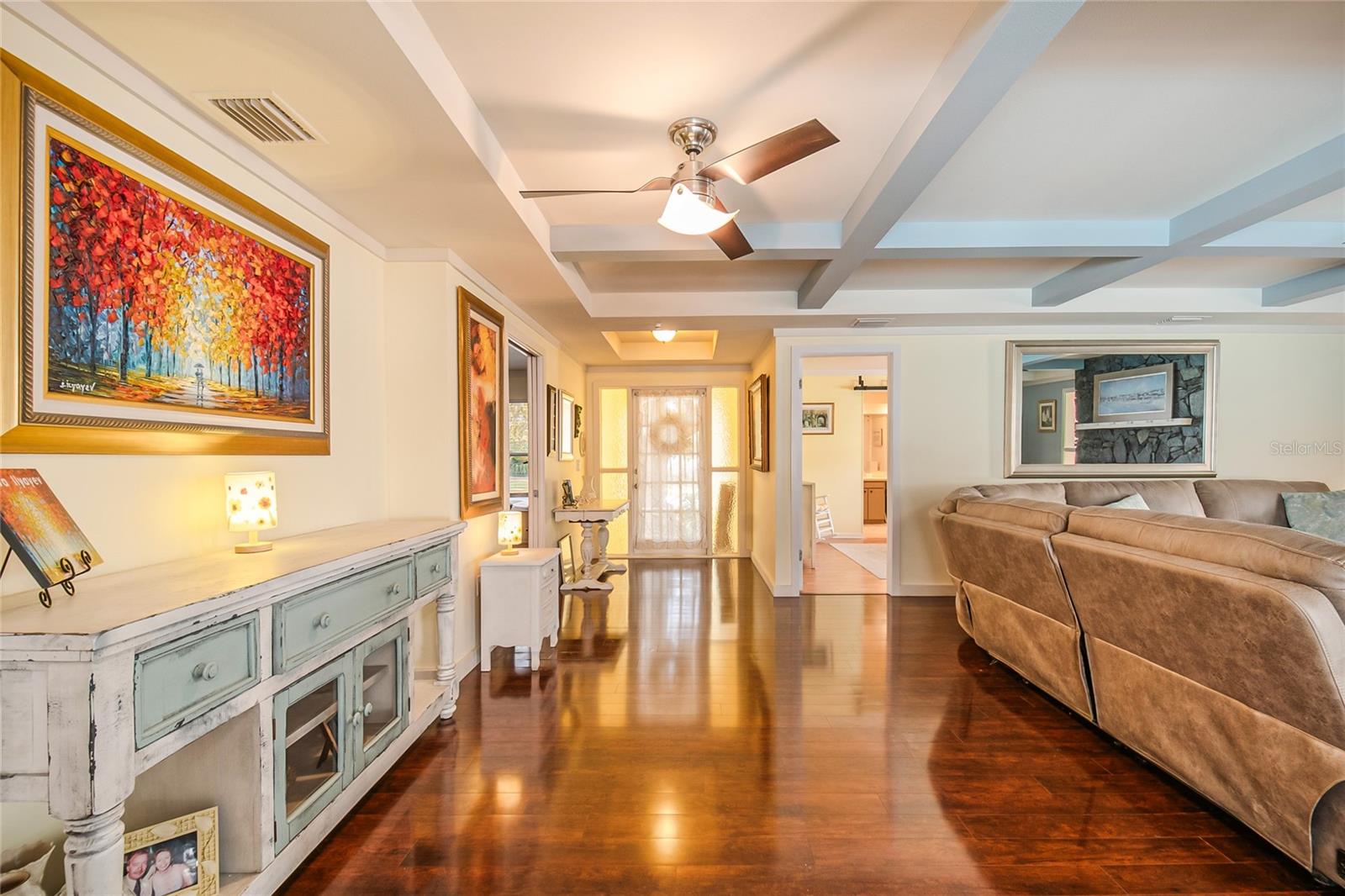 Image 6 of 54 For 617 Riverview Avenue