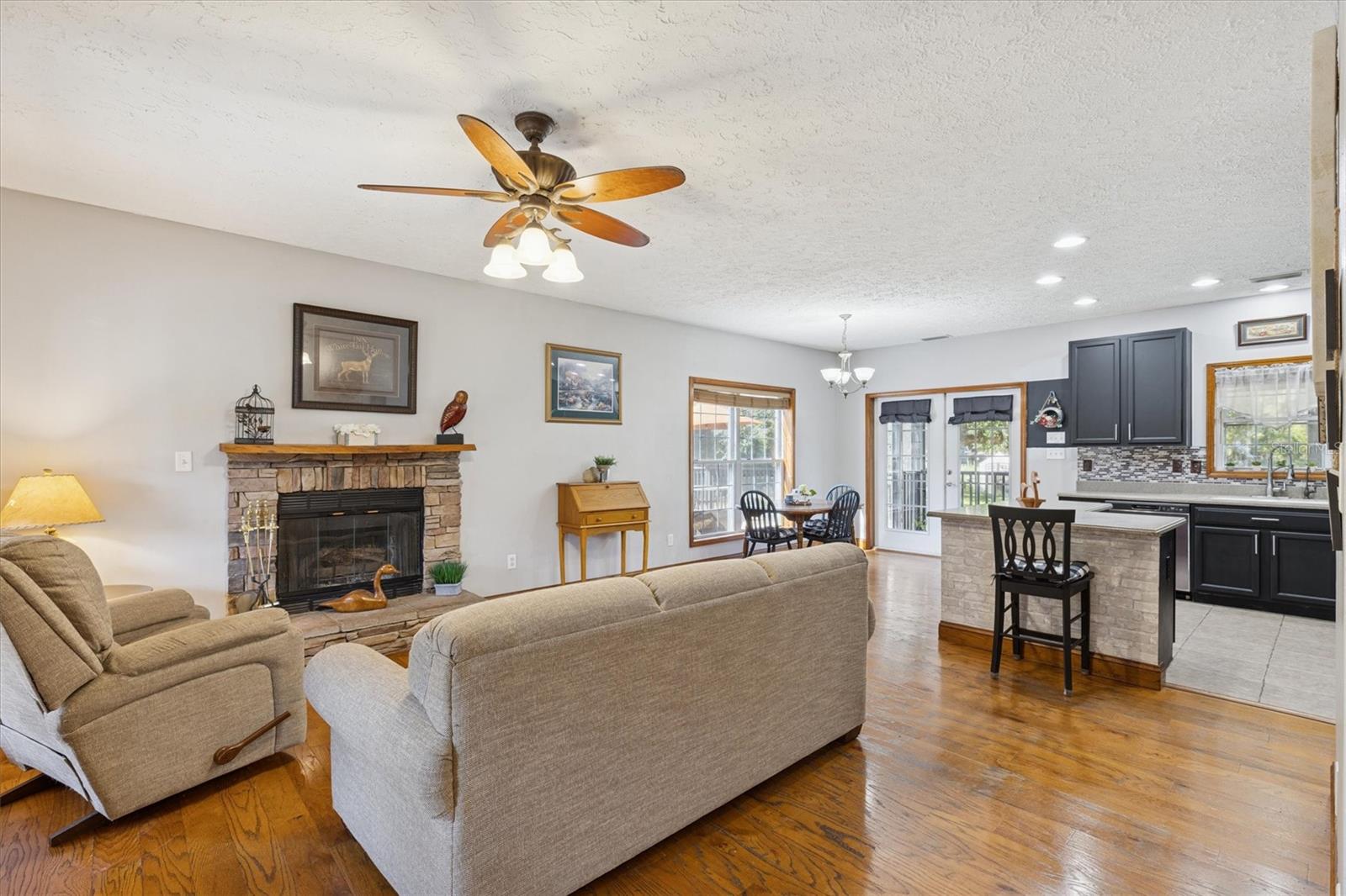 Image 27 of 57 For 16607 Bearle Road