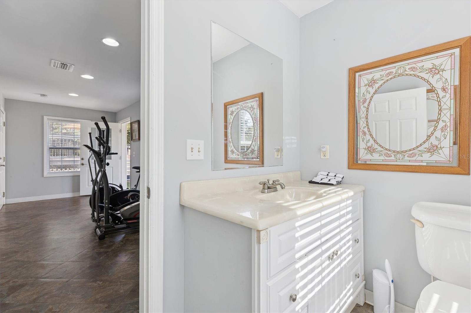 Image 52 of 57 For 16607 Bearle Road