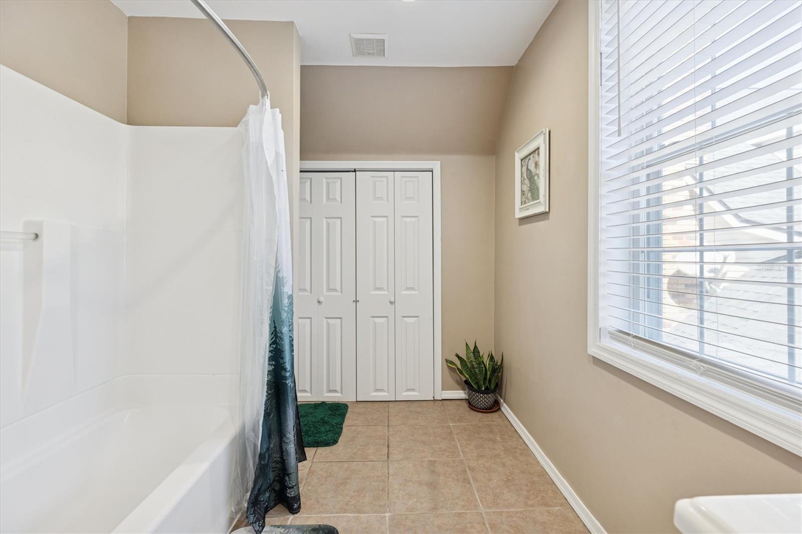 Image 56 of 57 For 16607 Bearle Road