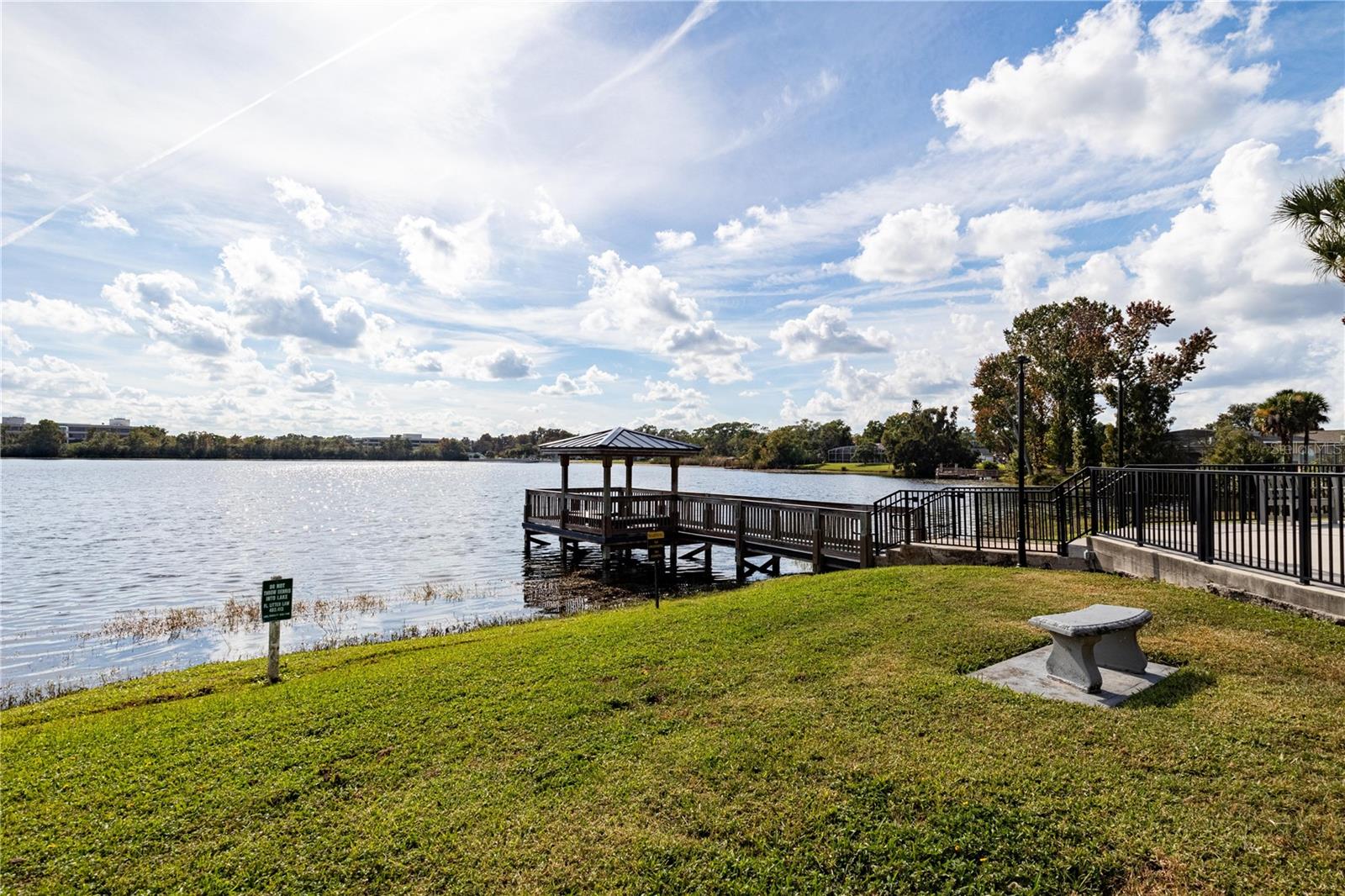 Image 17 of 25 For 920 Lake Destiny Road F