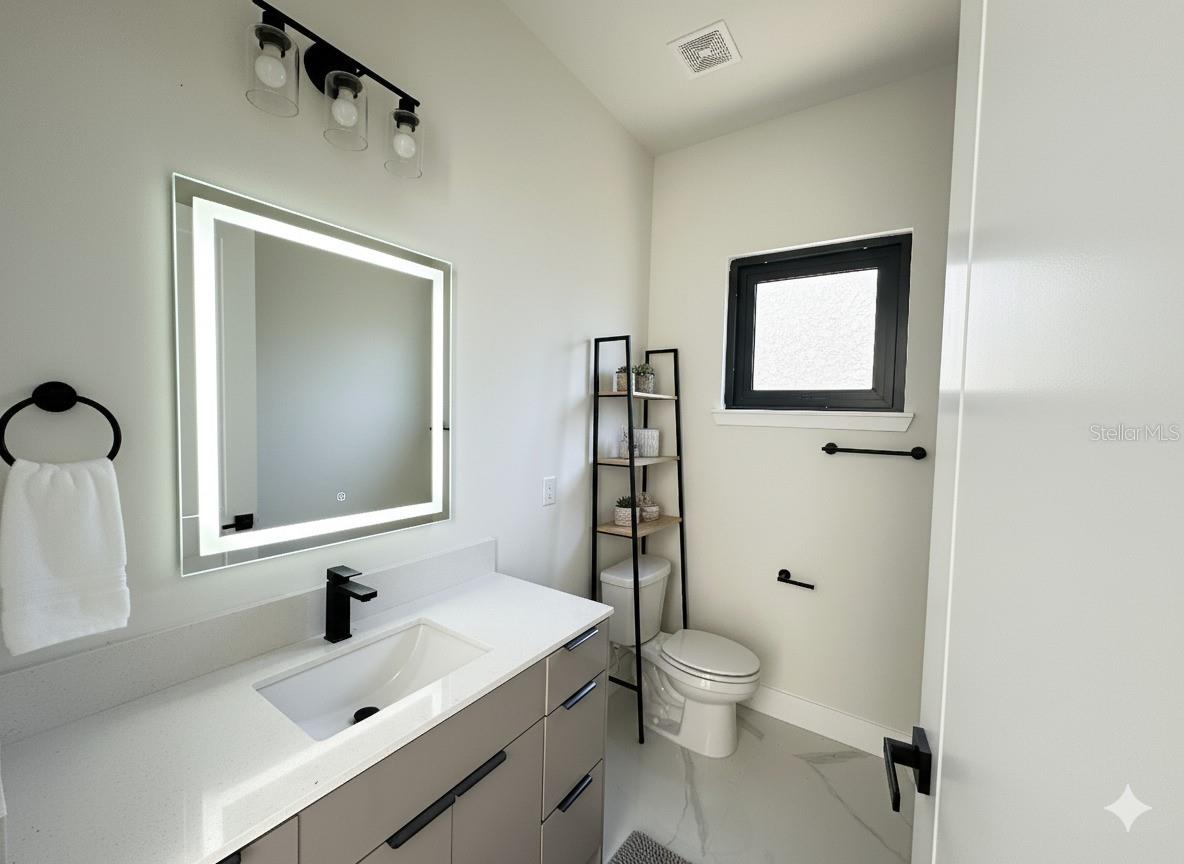 Image 6 of 15 For 1939 Alliance Avenue