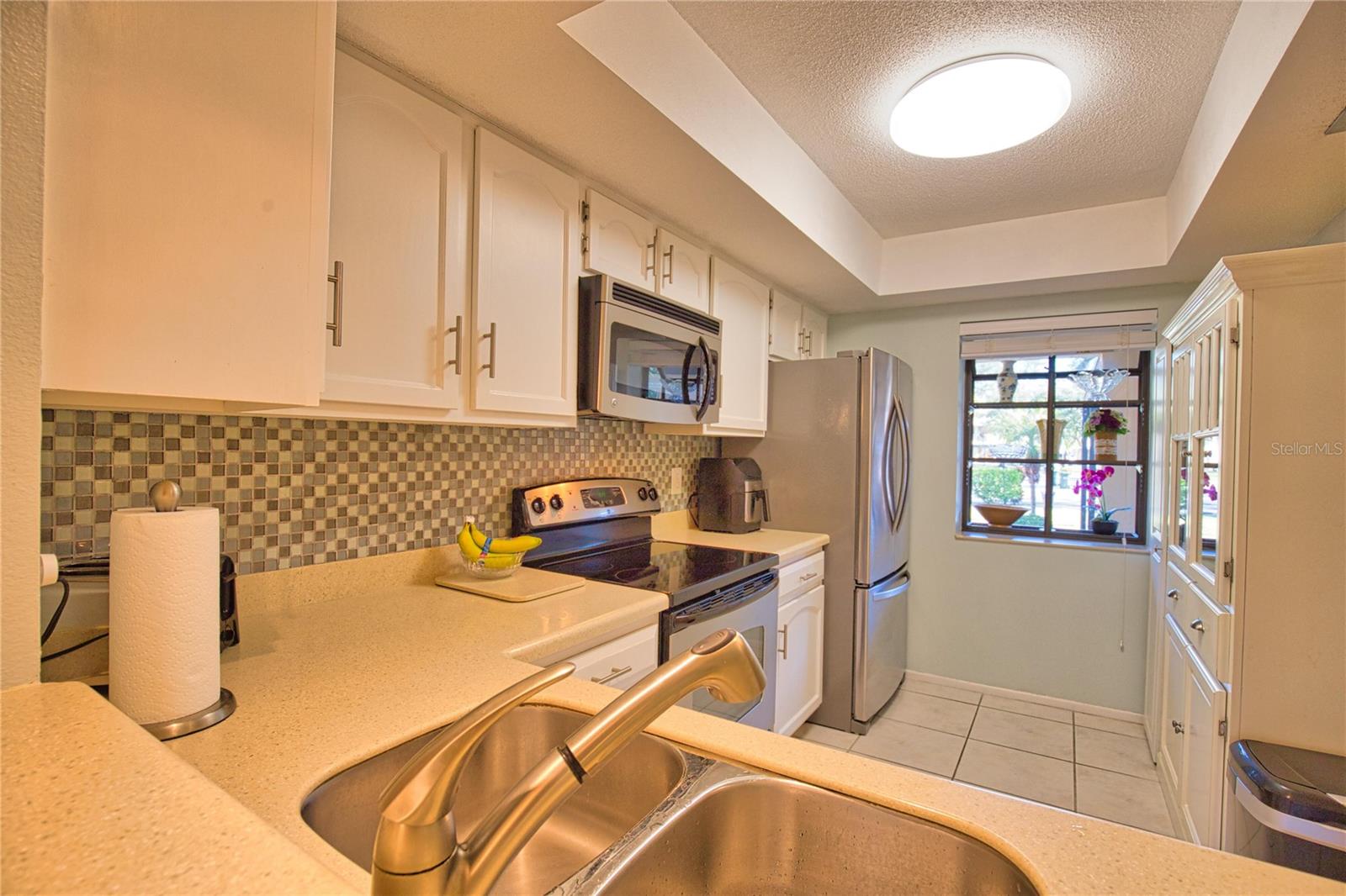 Image 6 of 21 For 360 Three Lakes Lane G