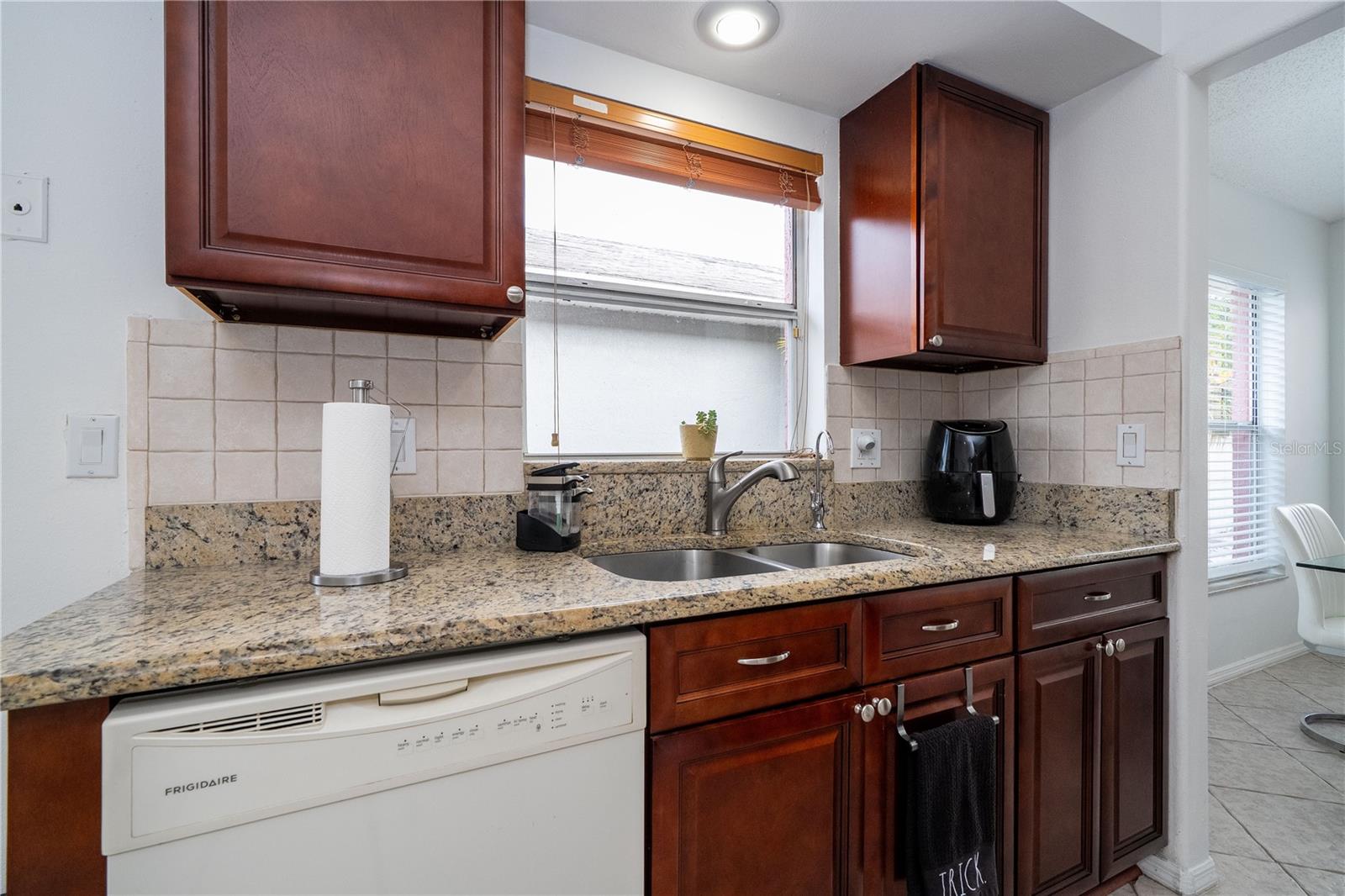 Image 25 of 55 For 3219 Brewster Drive