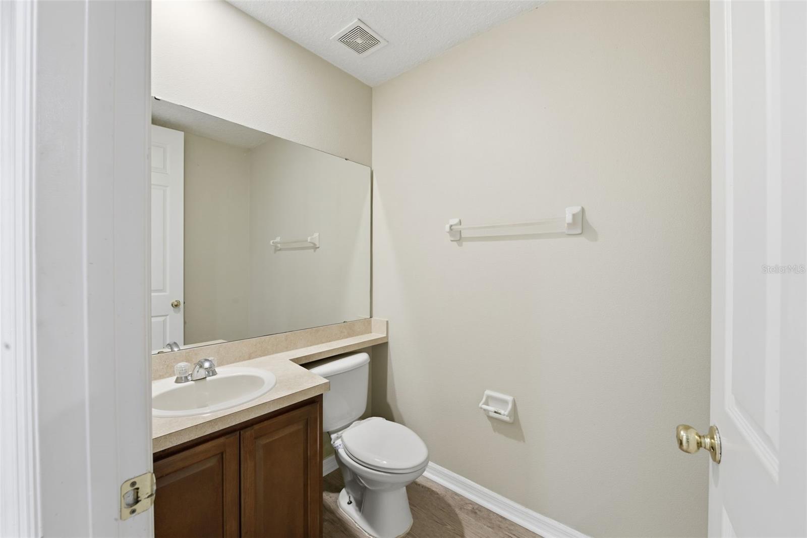 Image 41 of 57 For 2061 Cedar Park Lane