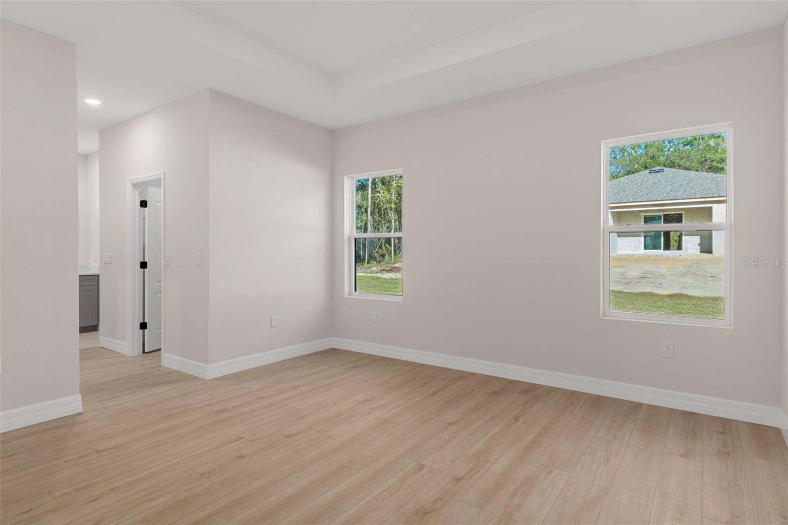 Image 14 of 39 For 7835 Creek Way