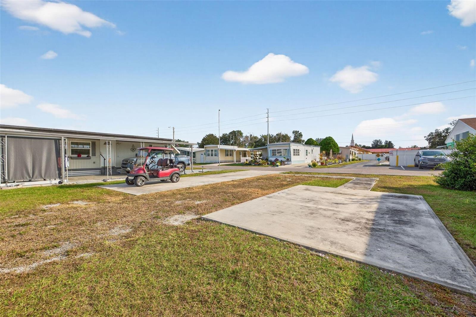 Image 7 of 30 For 38627 Lansing Avenue