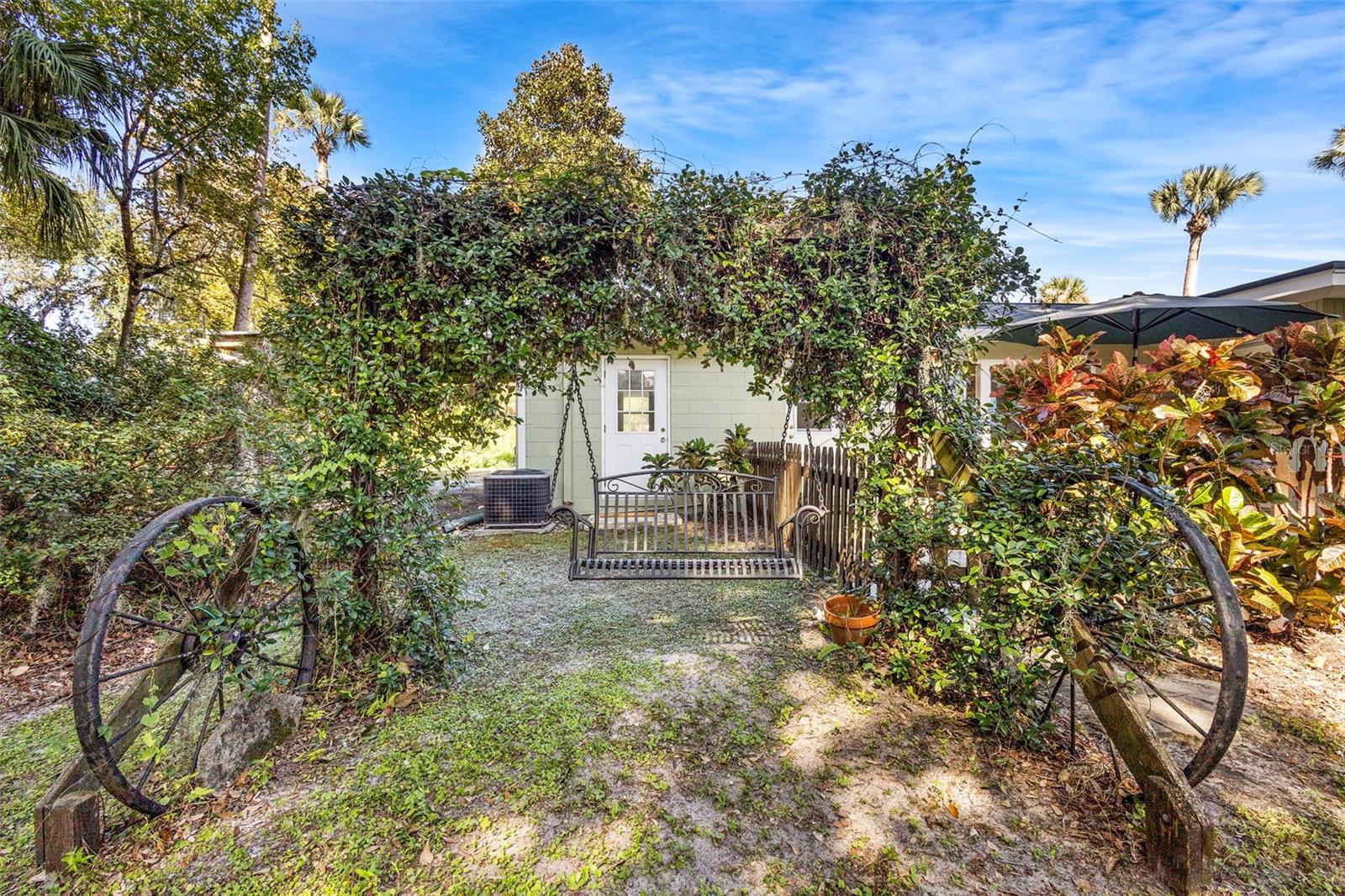 Image 48 of 78 For 353 Lake Crescent Drive