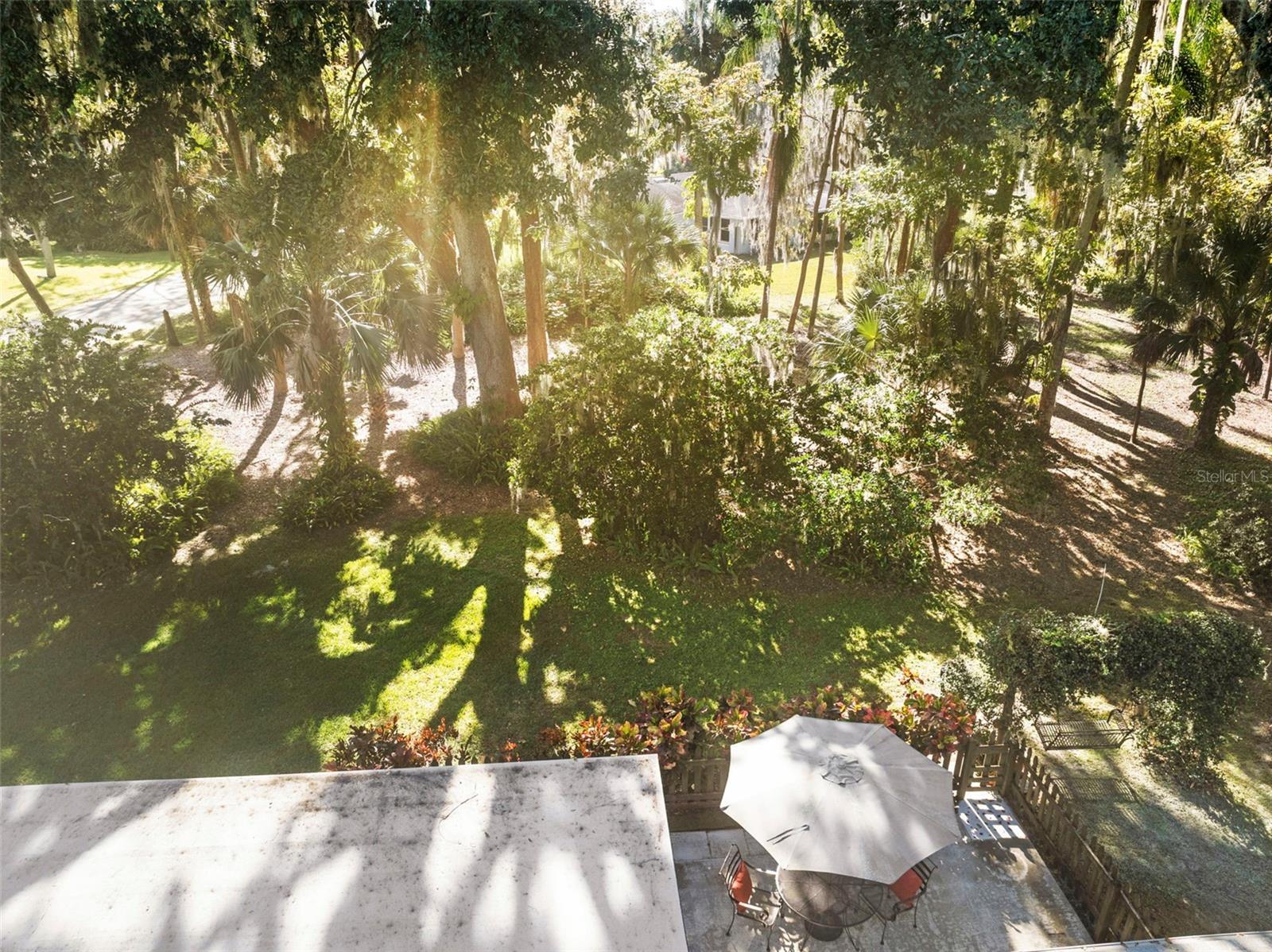 Image 55 of 78 For 353 Lake Crescent Drive