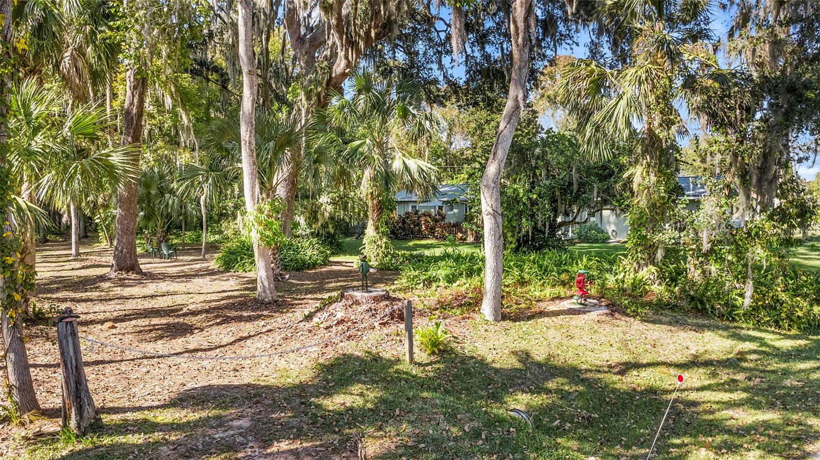 Image 69 of 78 For 353 Lake Crescent Drive