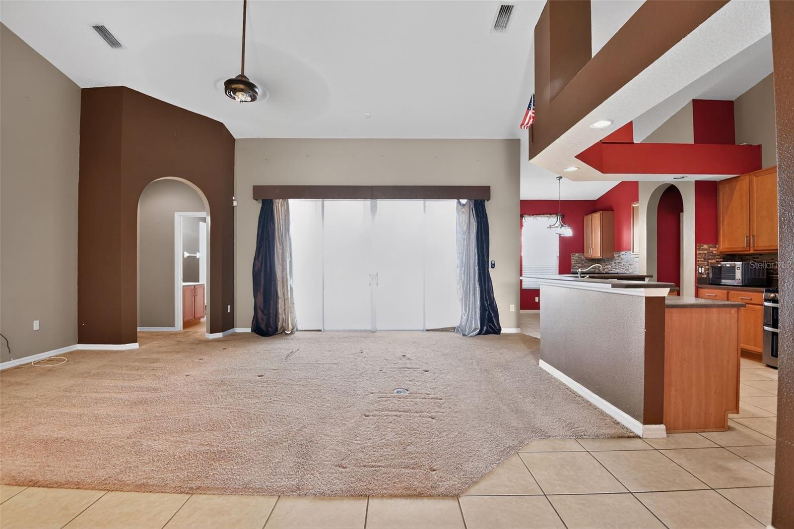 Image 12 of 33 For 101 Oak Haven Circle