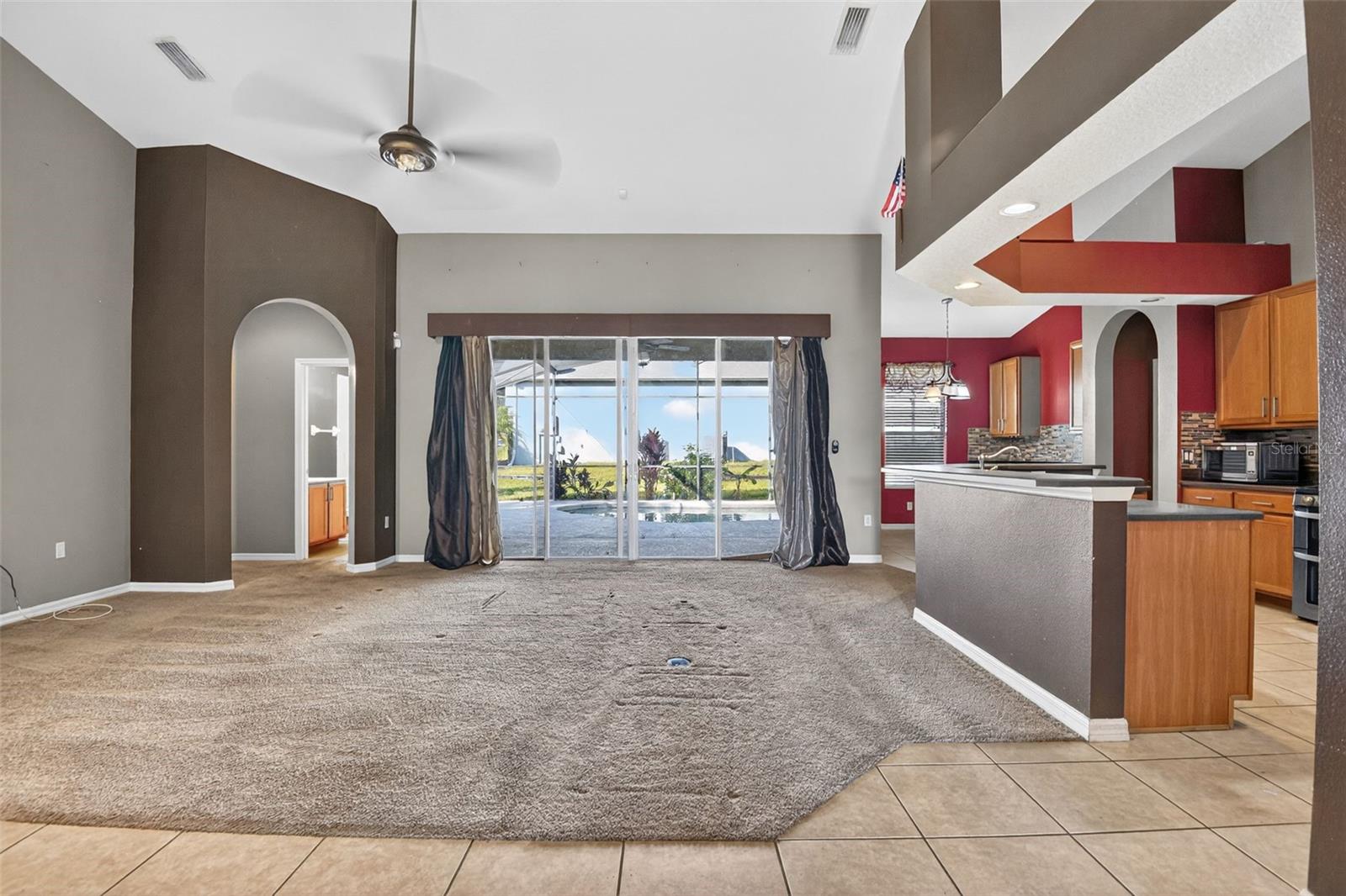 Image 22 of 33 For 101 Oak Haven Circle