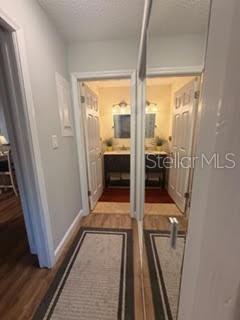 Image 15 of 29 For 1118 Villa Lane S