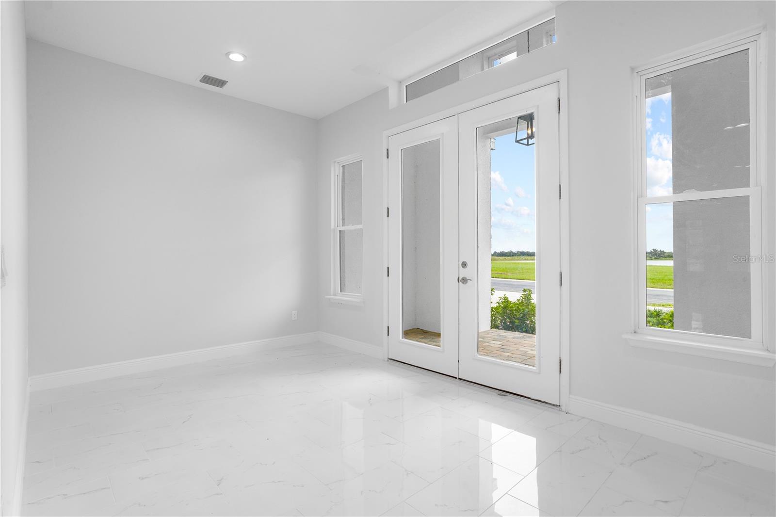 Image 3 of 19 For 197 Valencia Ridge Drive